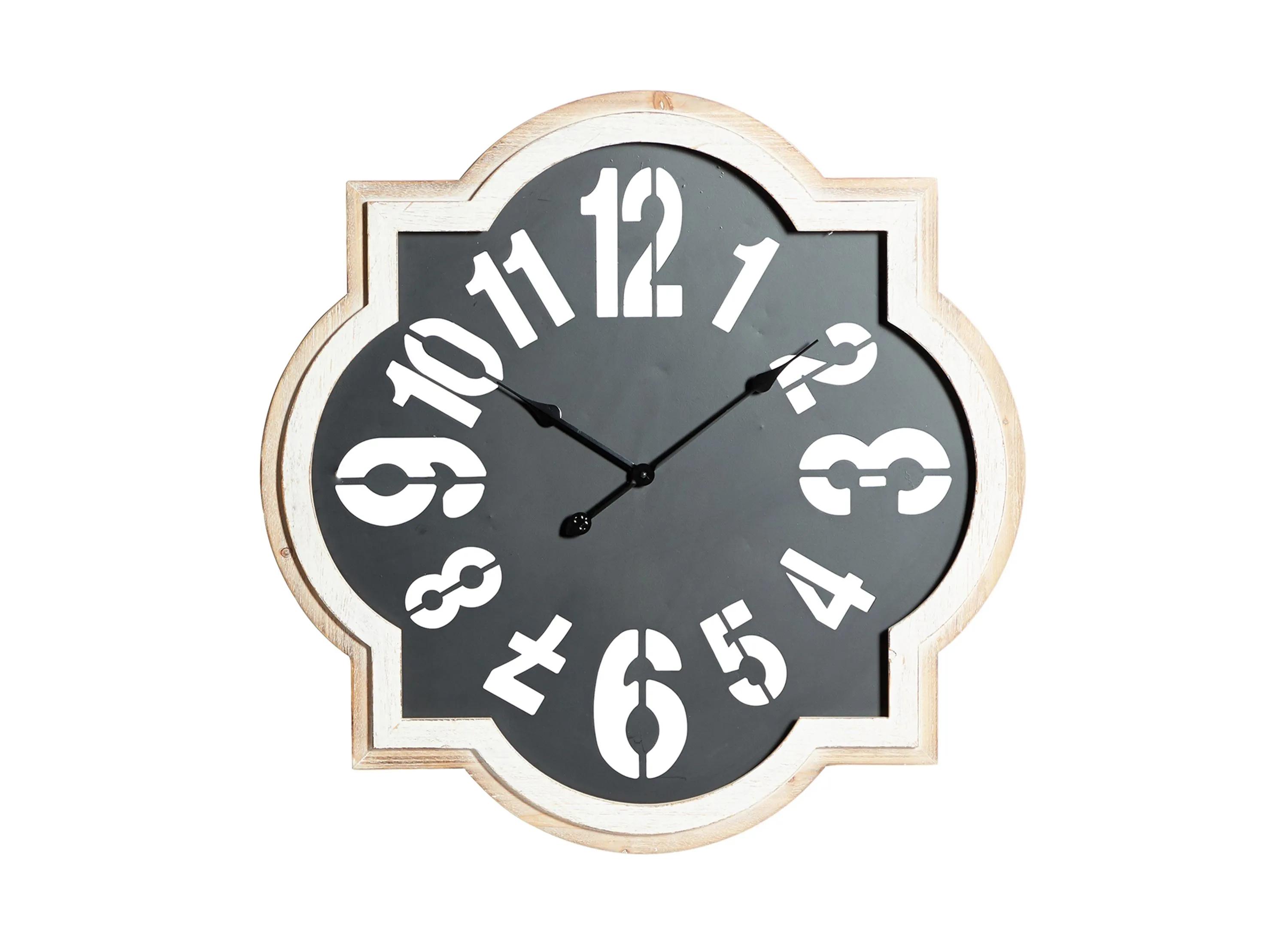 Ivy Collection Quarterfoil Wall Clock