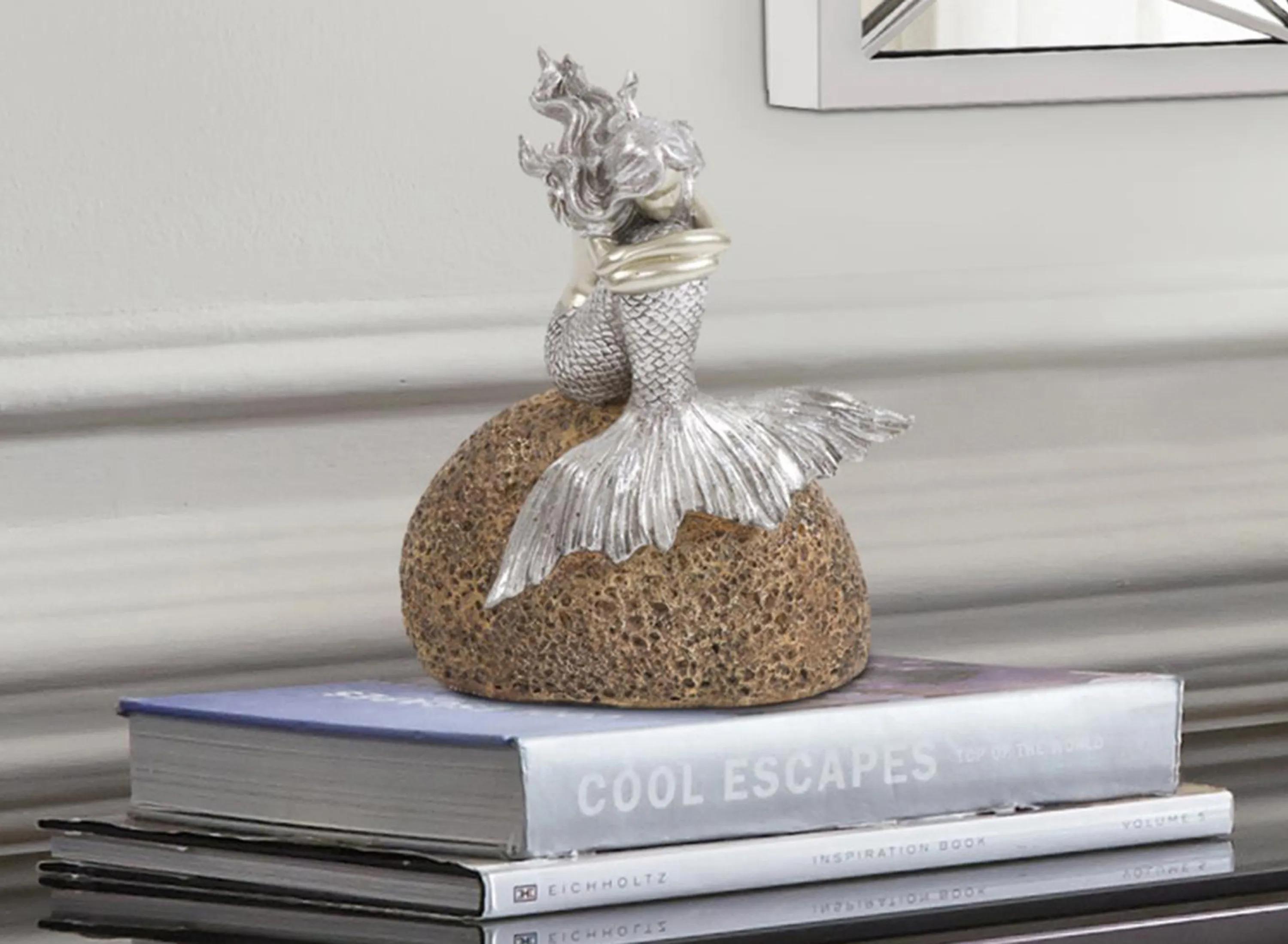 Nicky Mermaid Statue