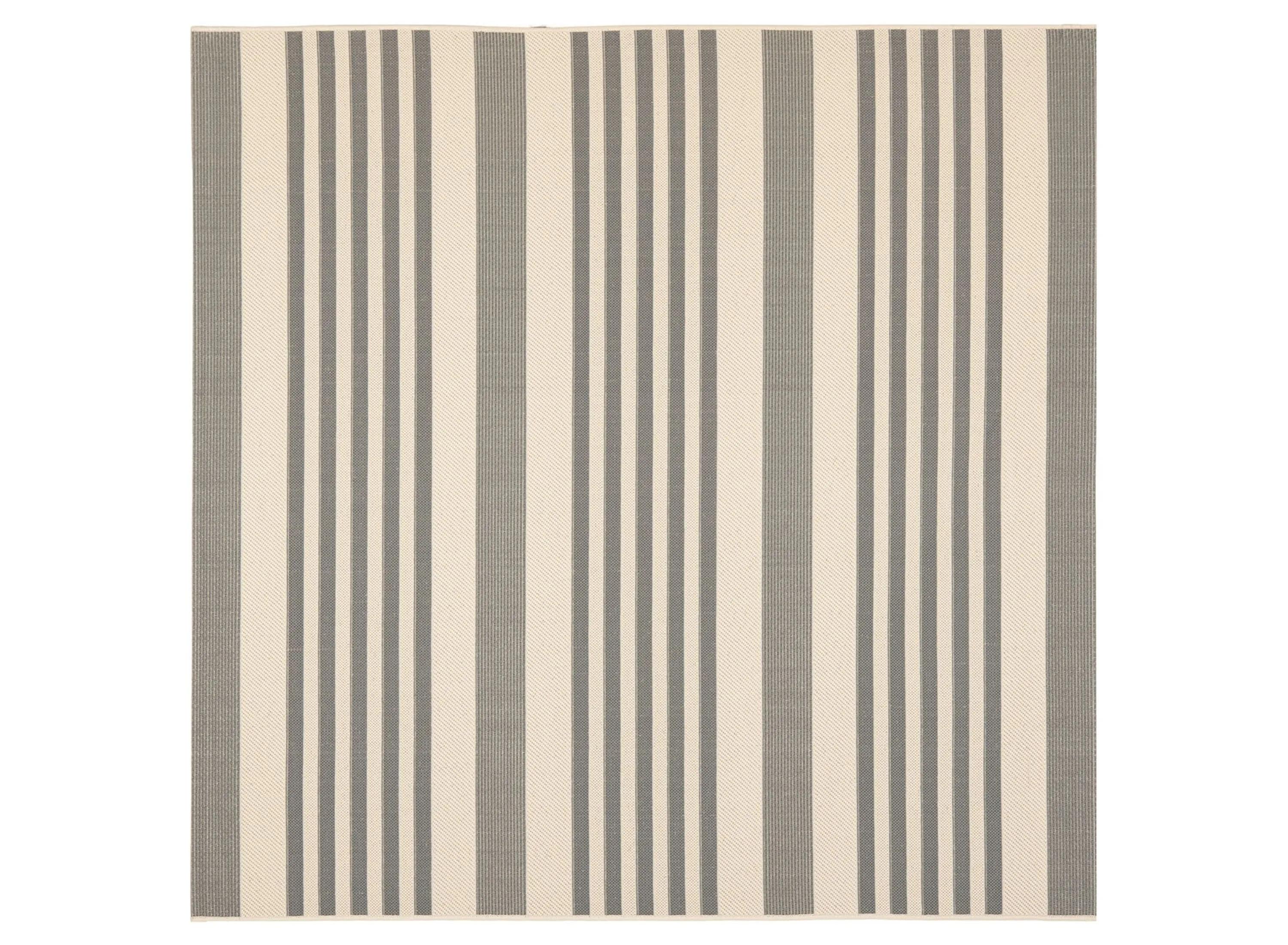 Courtyard Indoor/Outdoor Area Rug