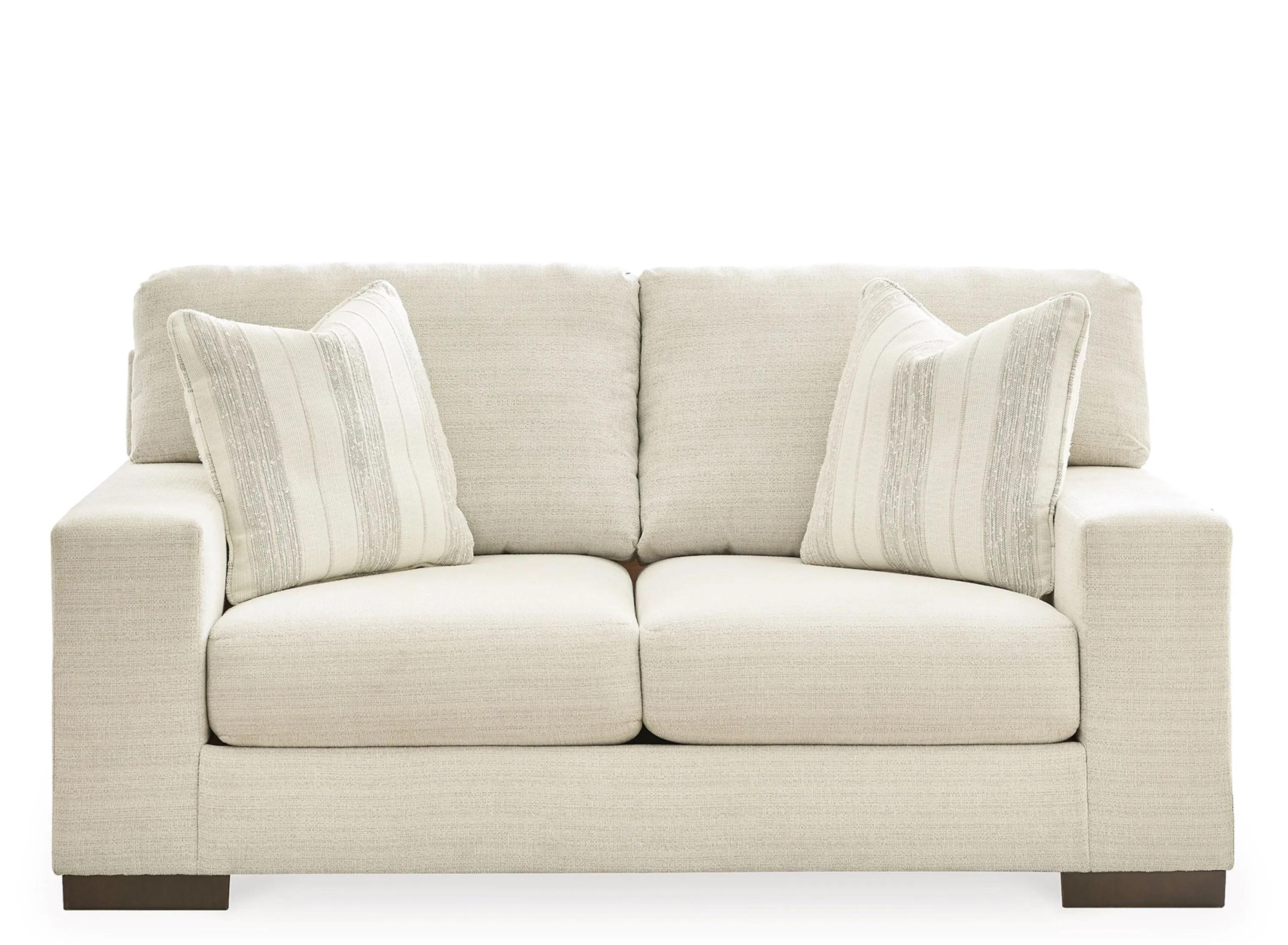 Maggie Loveseat