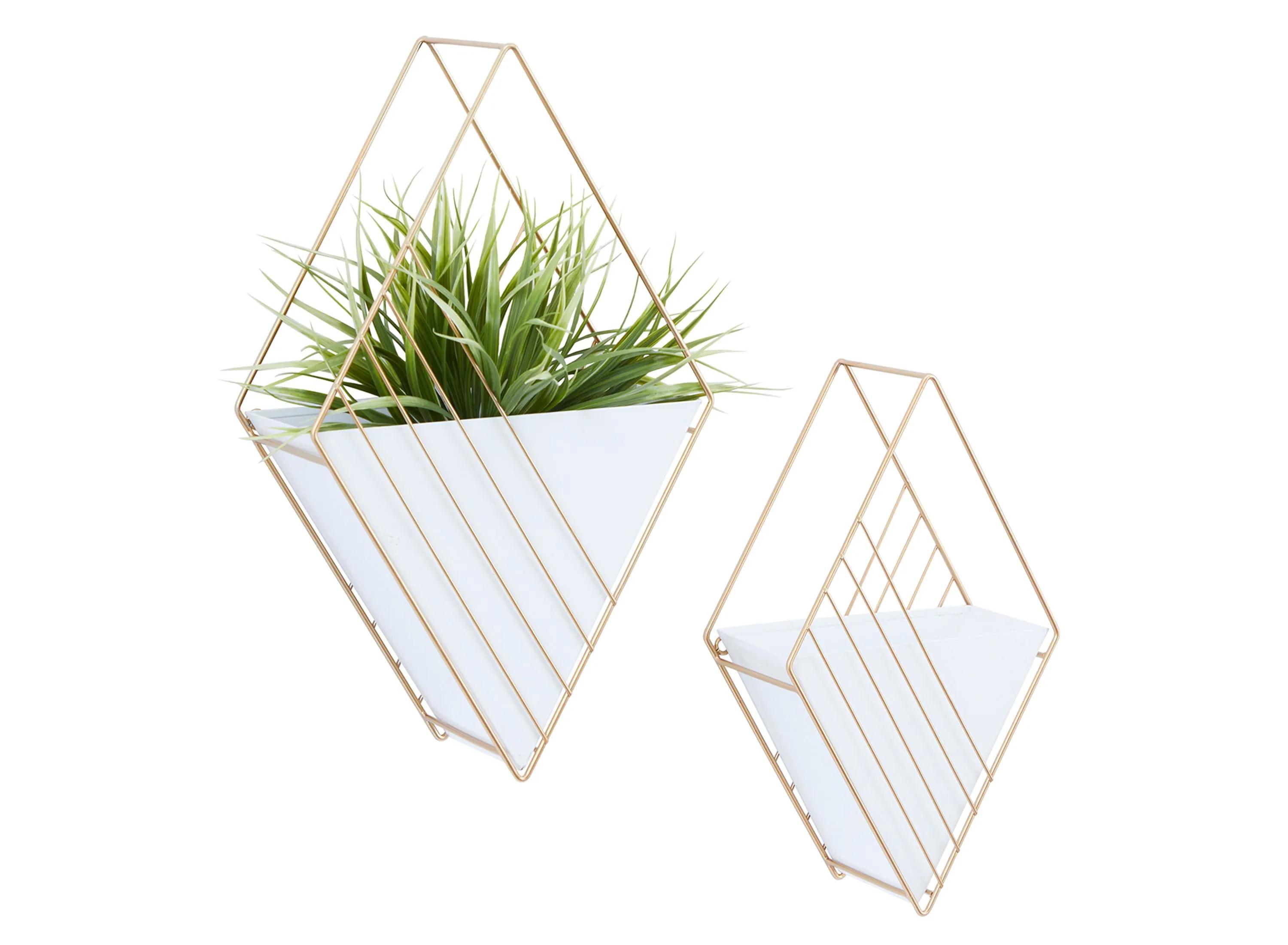 Ivy Collection CosmoLiving by Cosmopolitan White Metal Planter Set of 2