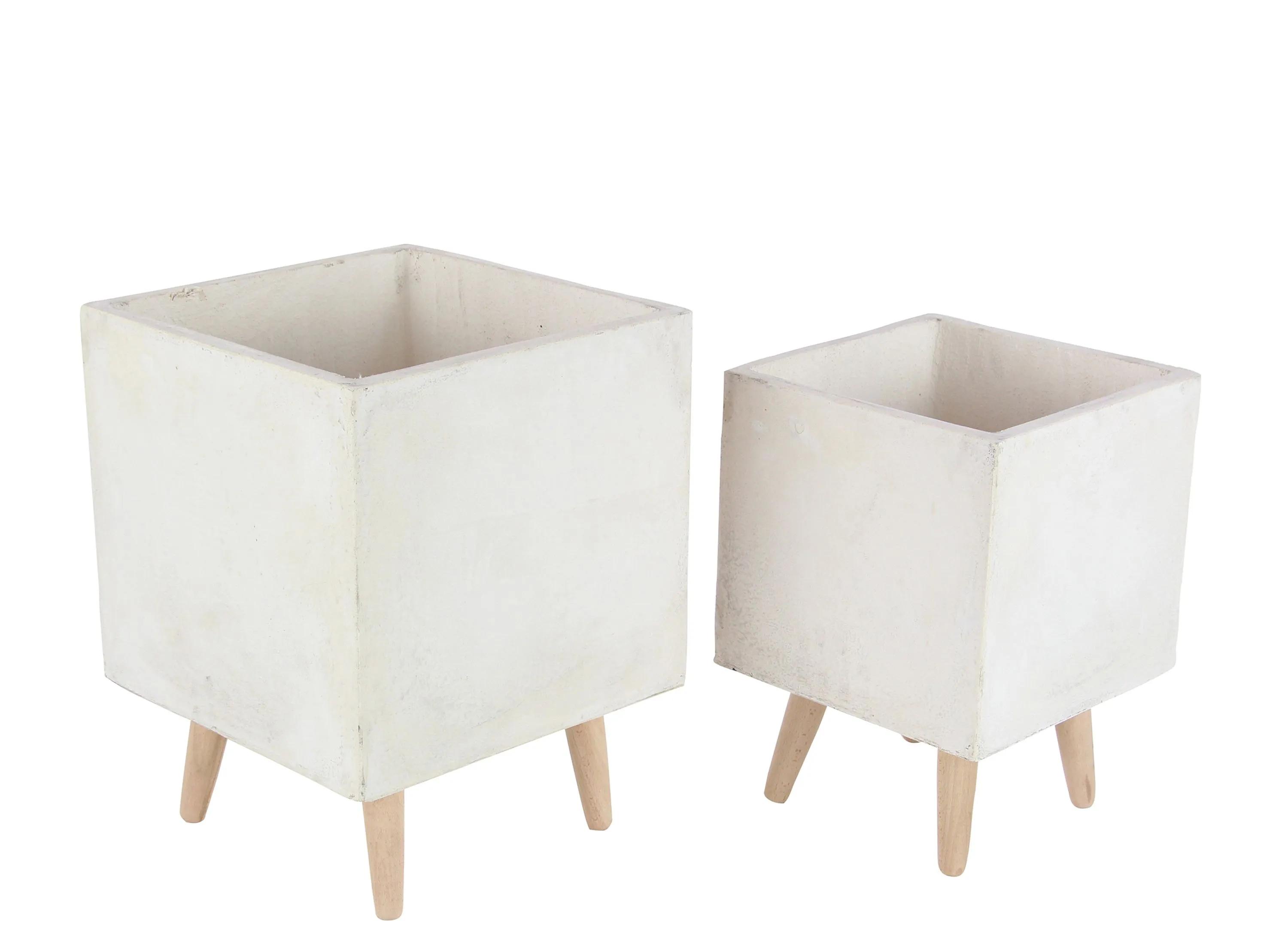 Ivy Collection Sayreville Planter Set of 2