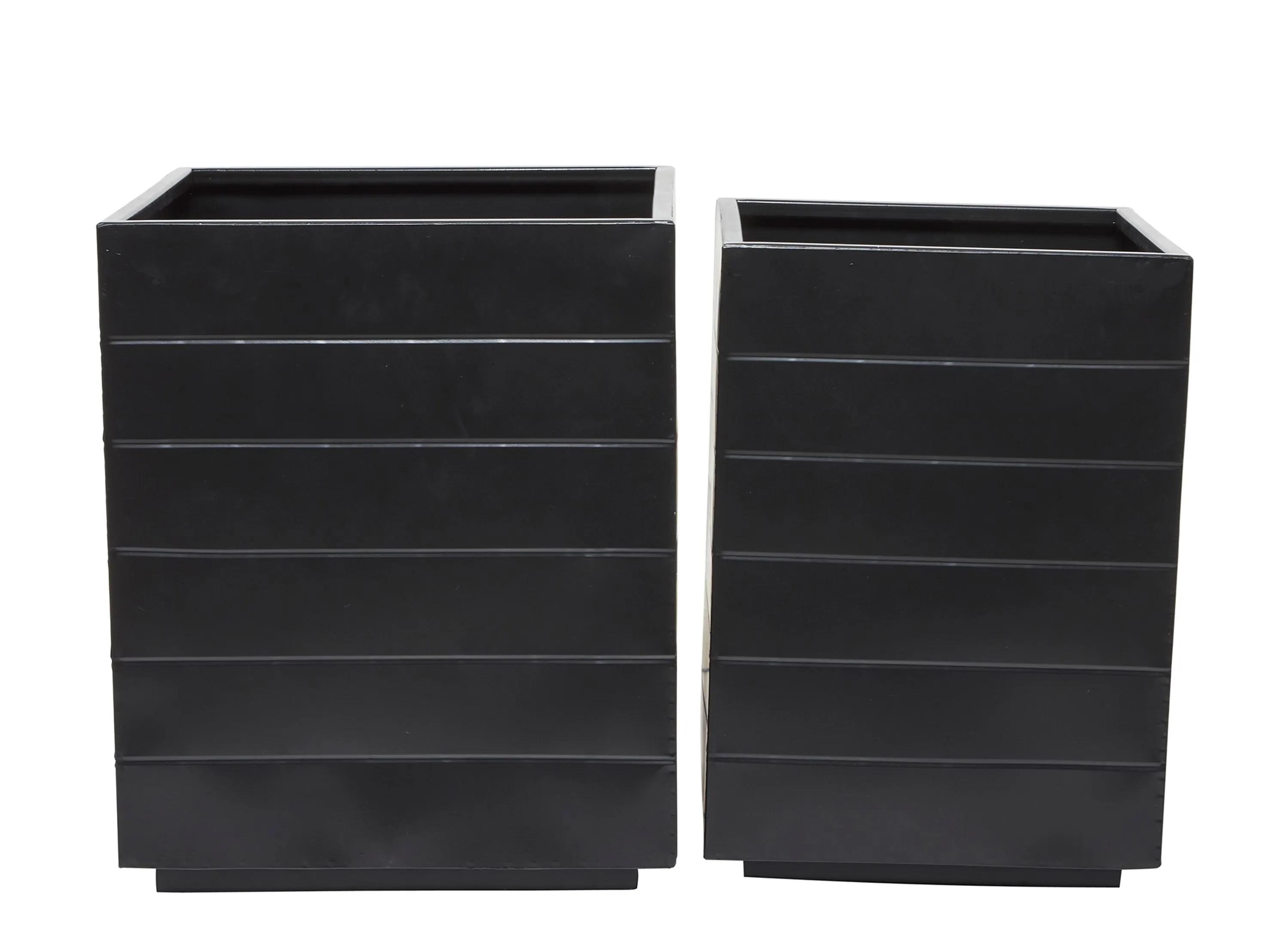 Ivy Collection Dallas Planter Set of 2