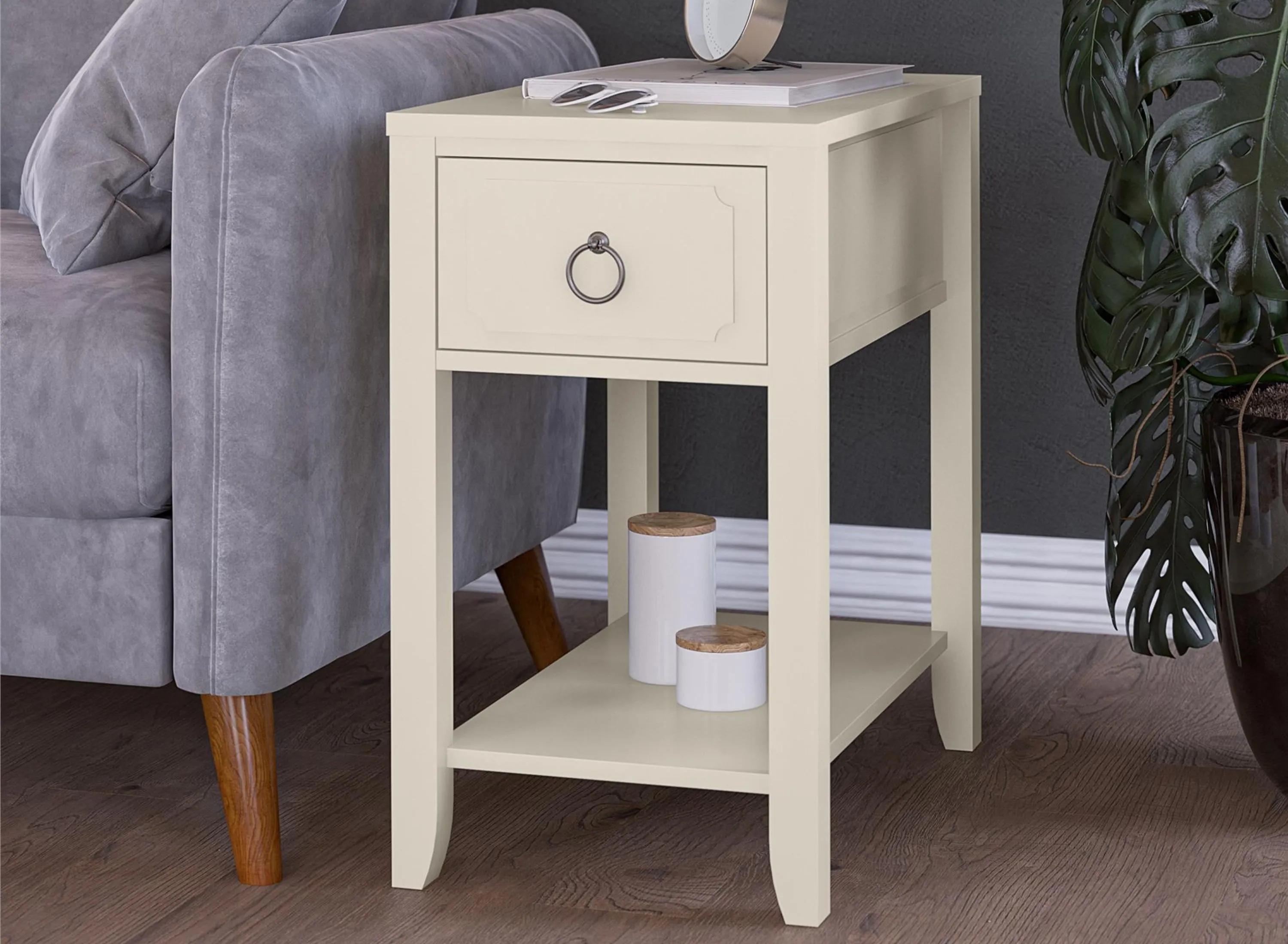 Her Majesty End Table