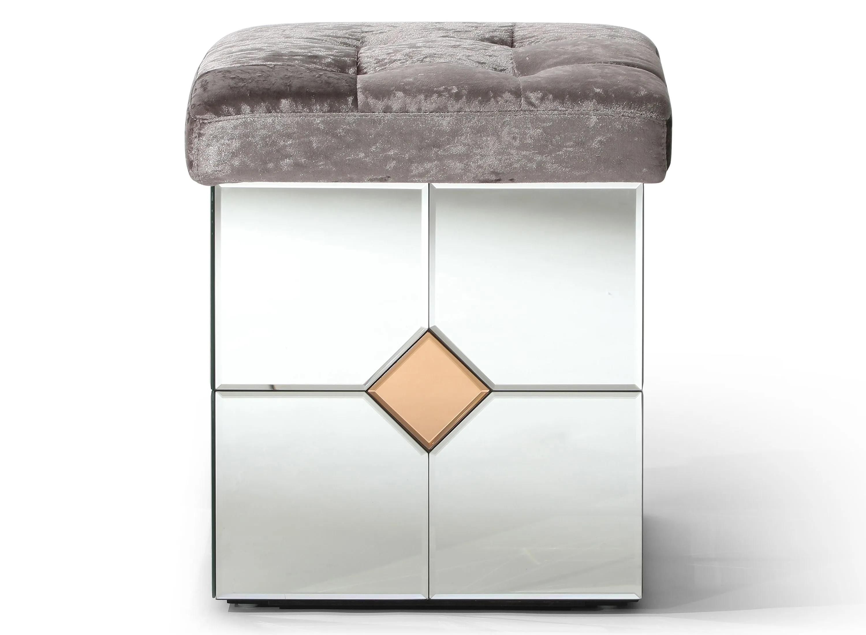 Maddie Stool
