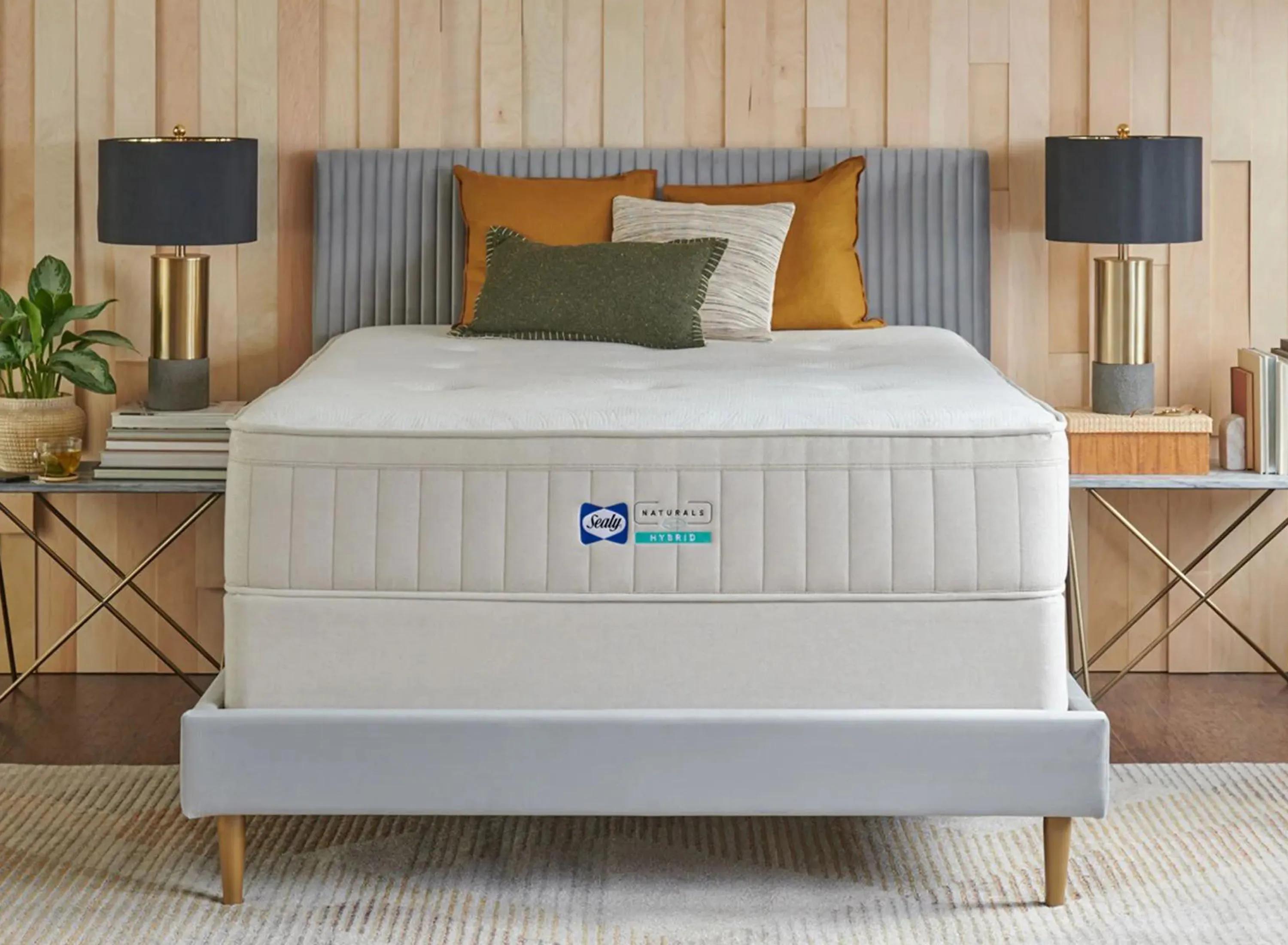Sealy Naturals Medium Hybrid Mattress