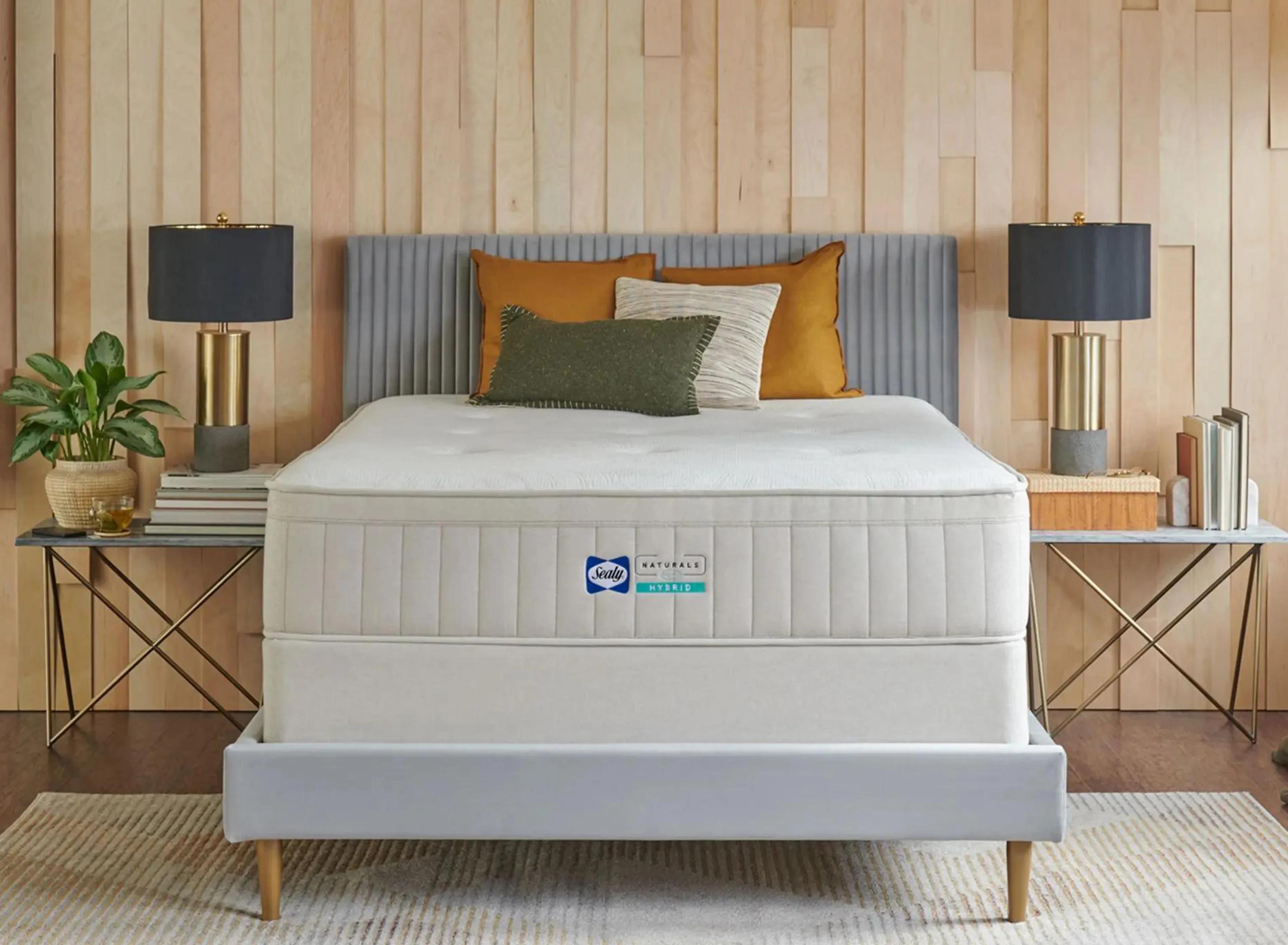 Sealy Naturals Medium Hybrid Mattress