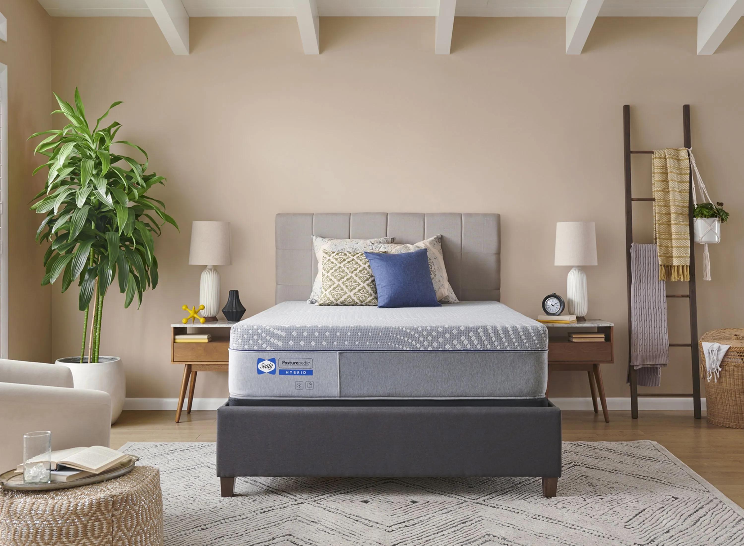 Sealy Posturepedic Lacey 13 Hybrid Firm Mattress