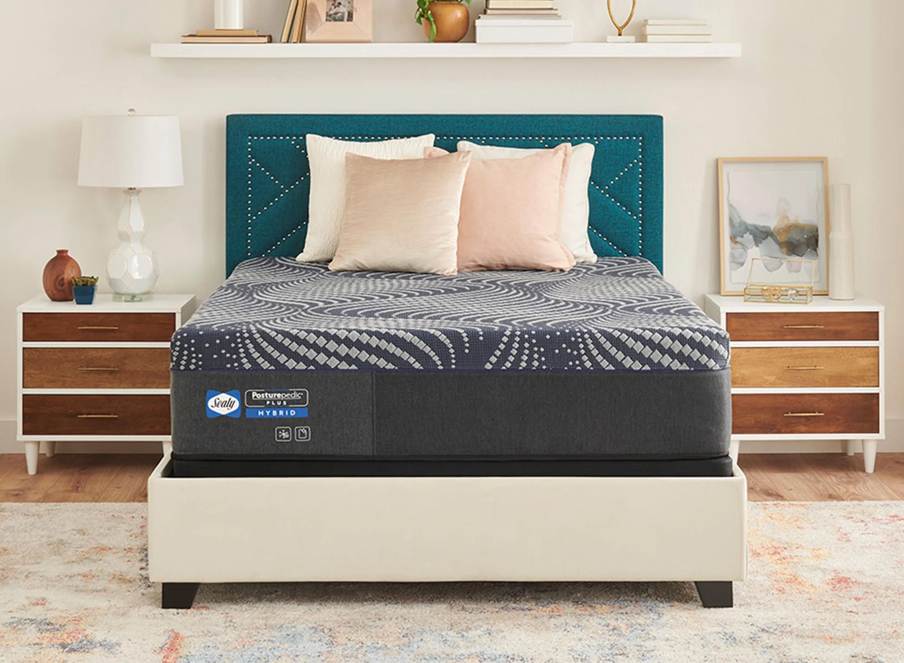 Sealy Posturepedic Plus Hybrid Brenham Firm Mattress