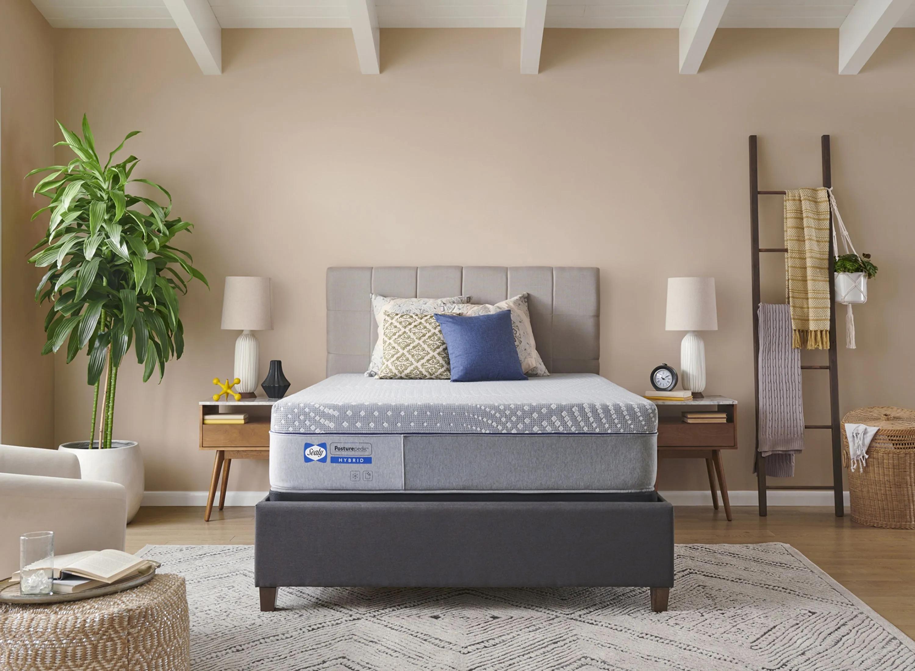 Sealy Posturepedic Lacey 13 Hybrid Soft Mattress