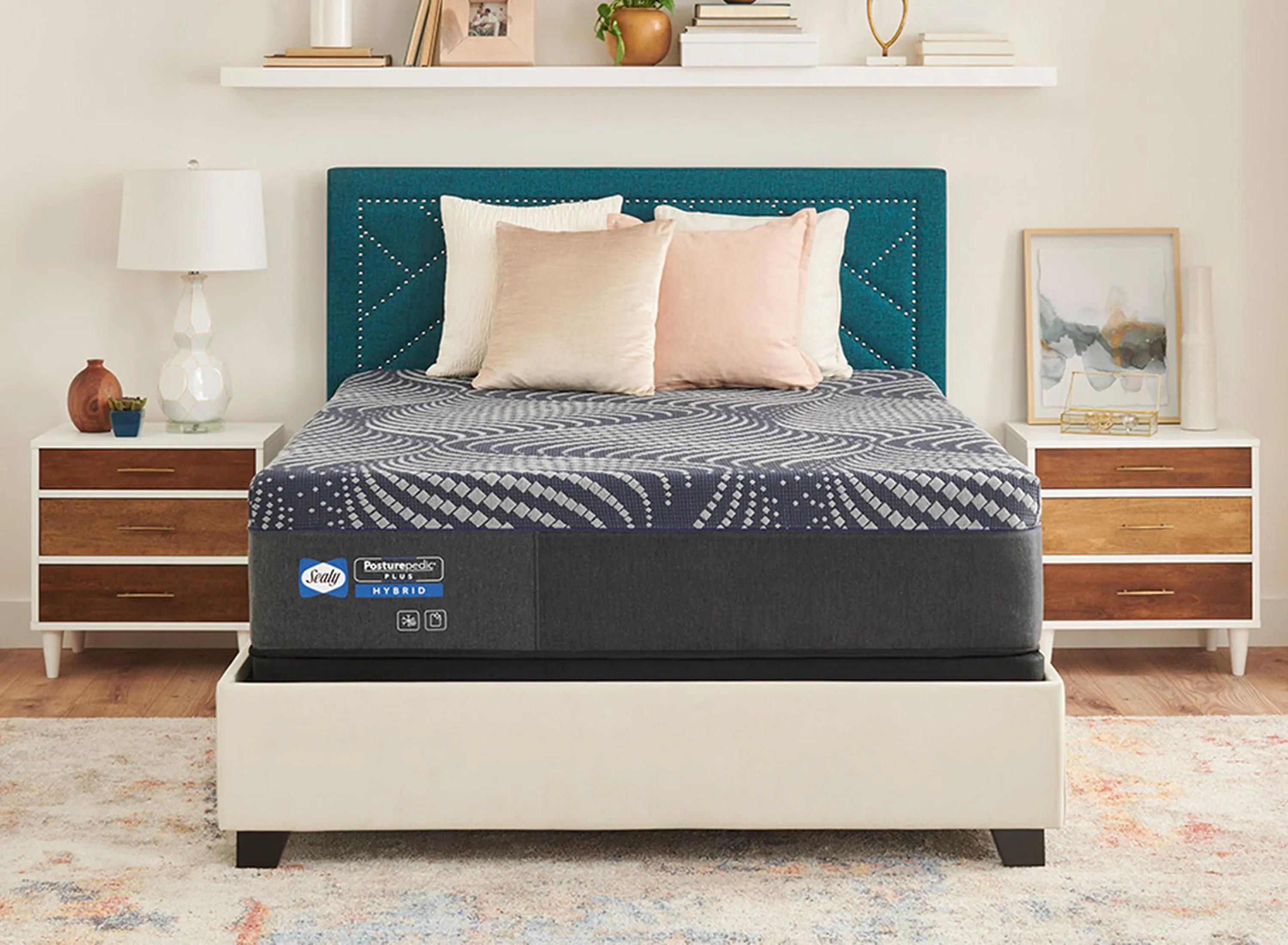 Sealy Posturepedic Plus Hybrid Brenham Firm Mattress