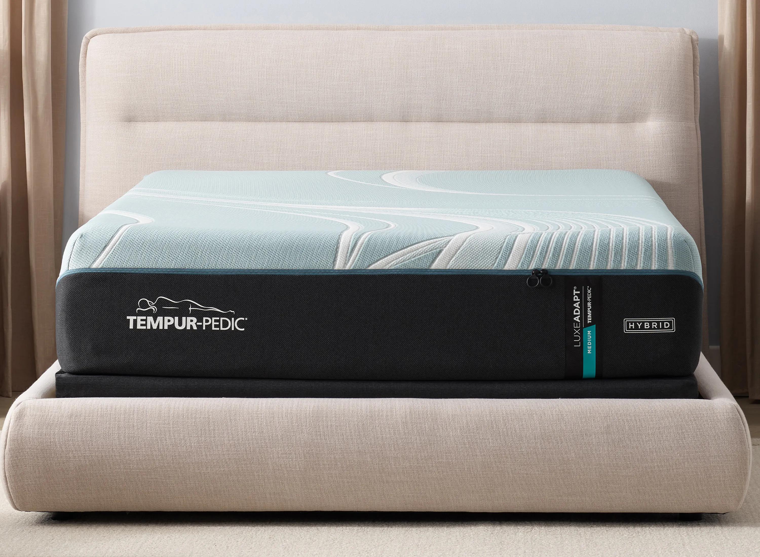 Tempur-Pedic Luxe Adapt 2.0 Medium Hybrid Mattress