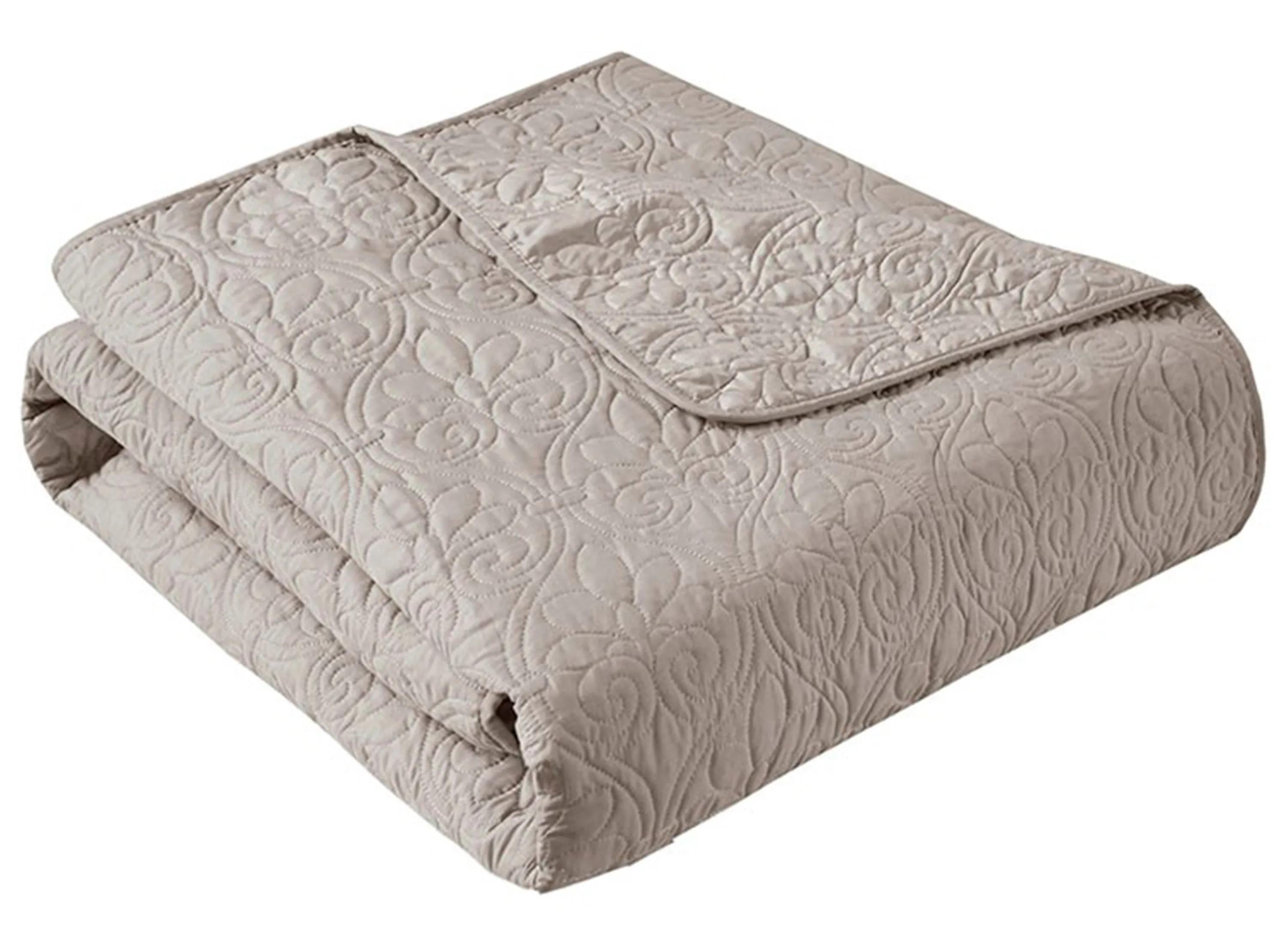 Quebec Throw