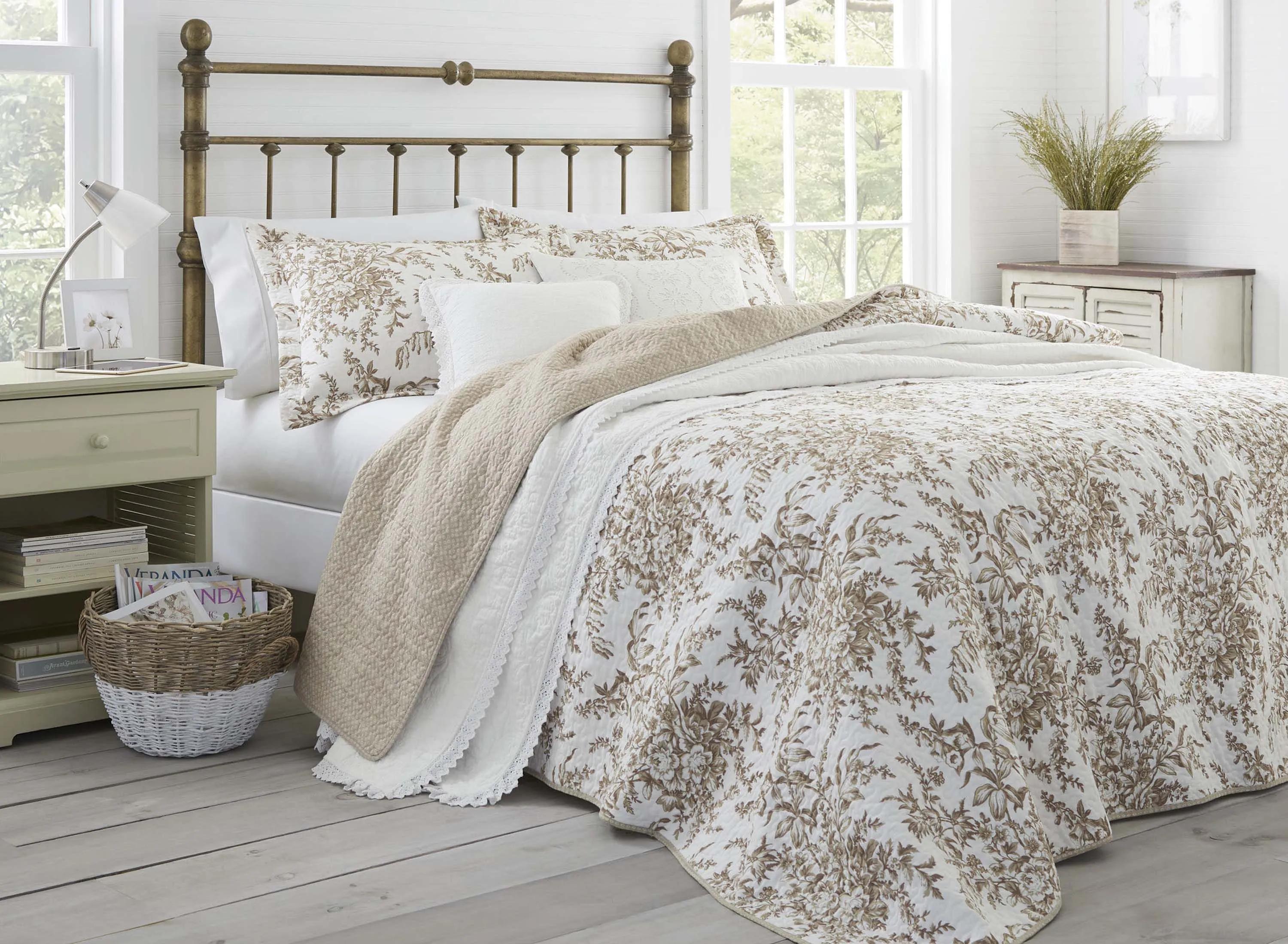 Bedford-3 Piece Quilt Set