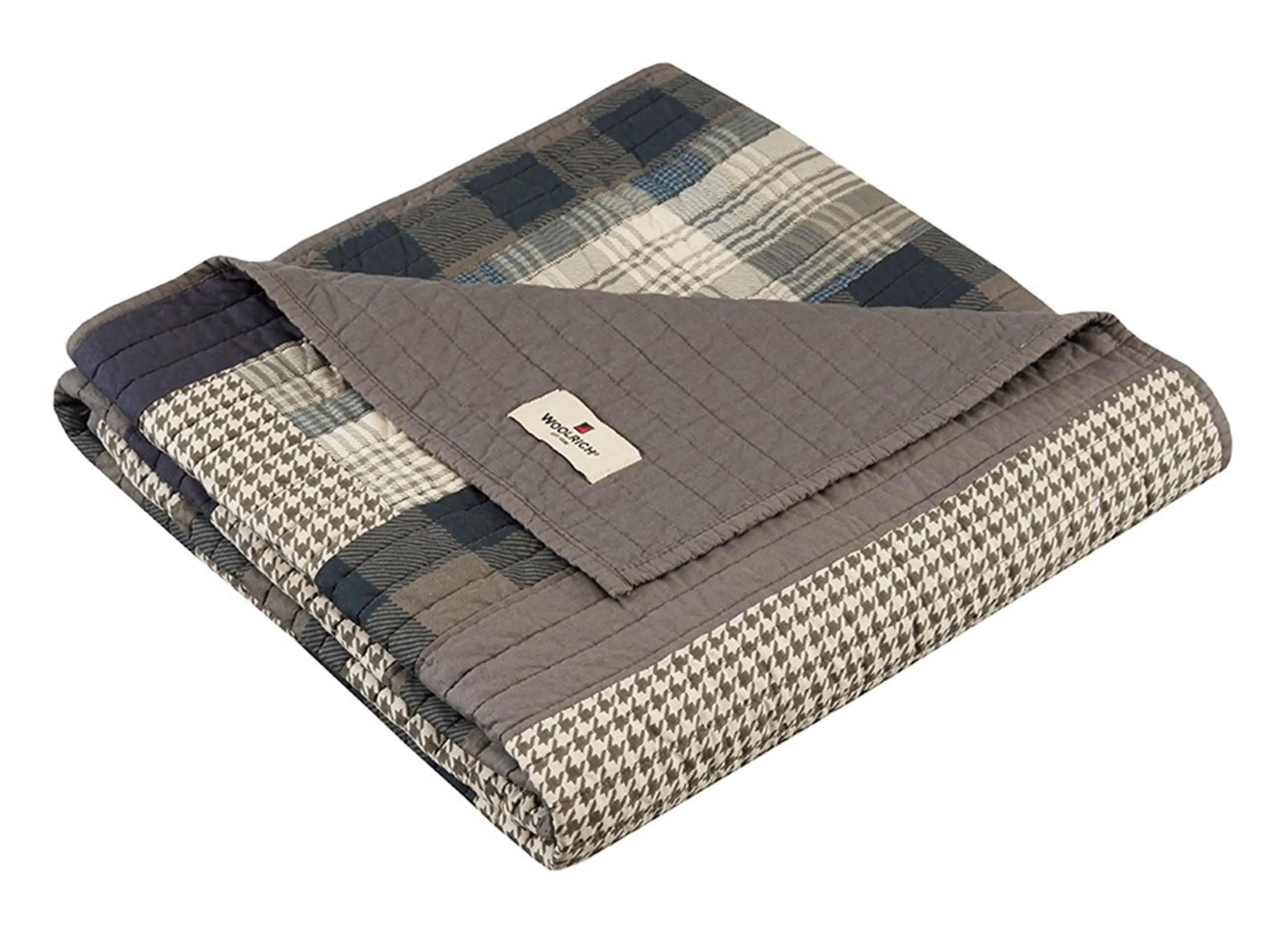 Winter Hills Quilted Throw