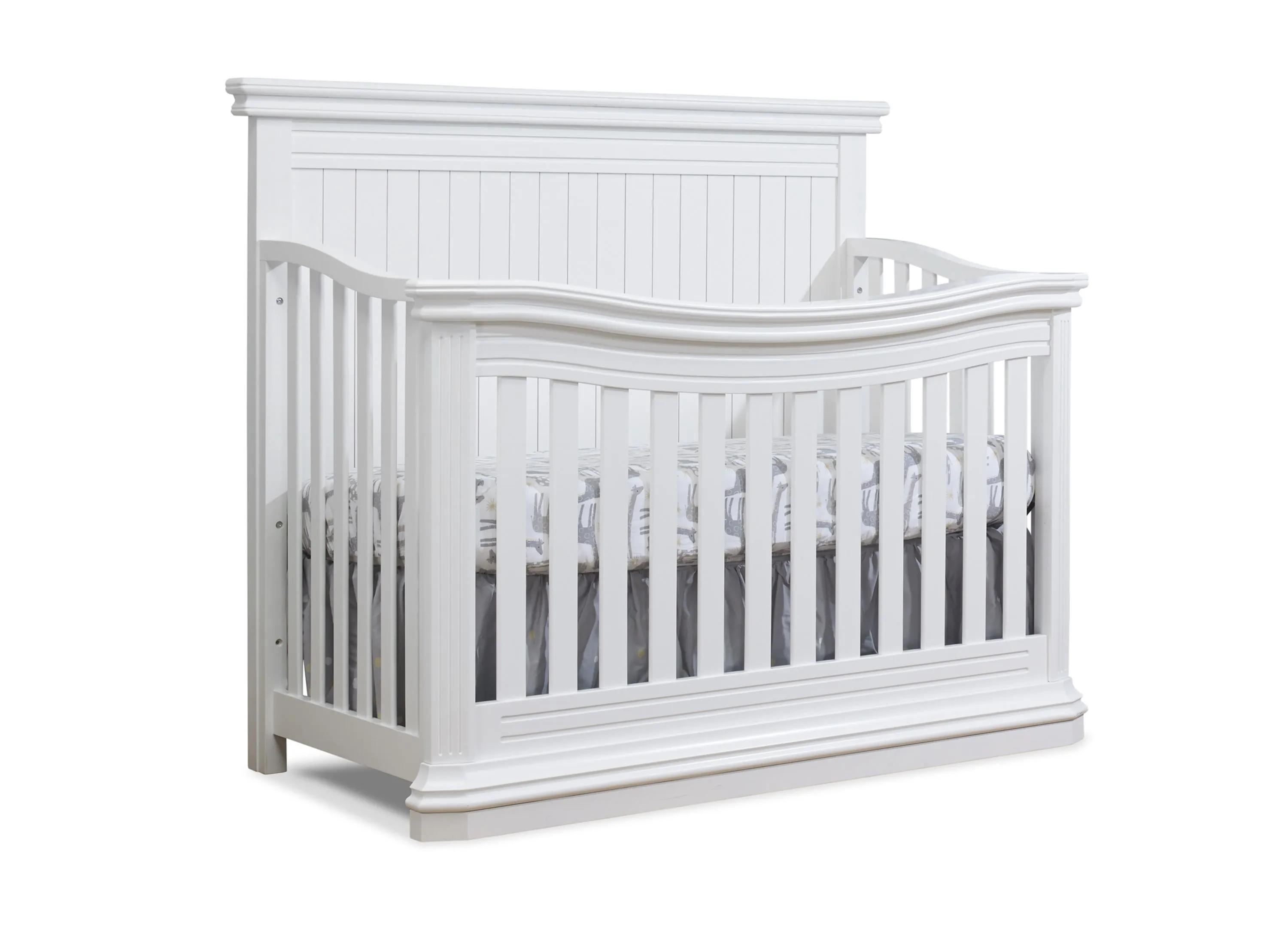 Primo Four-in-1 Crib with Conversion Kit
