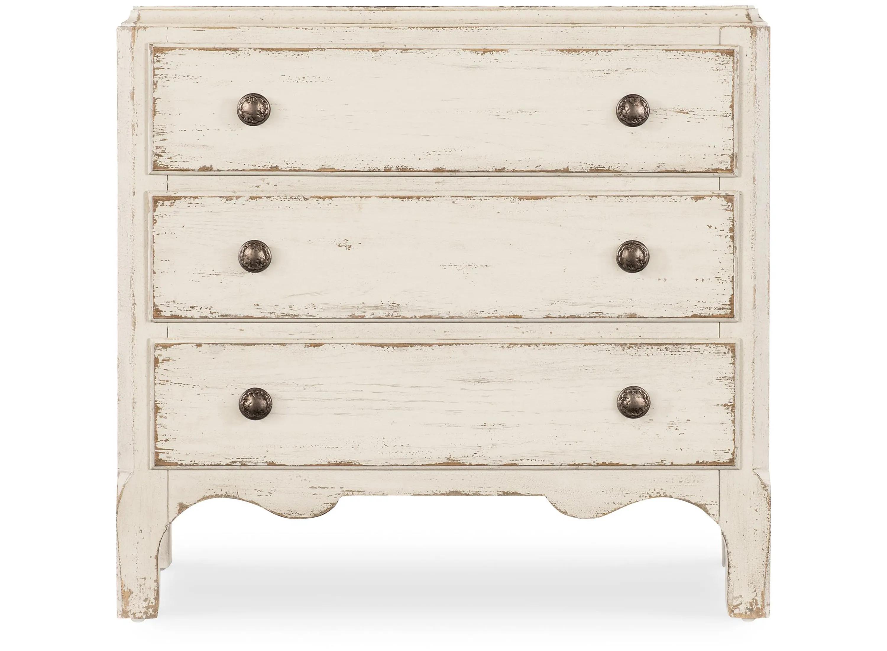Americana 3-Drawer Nightstand