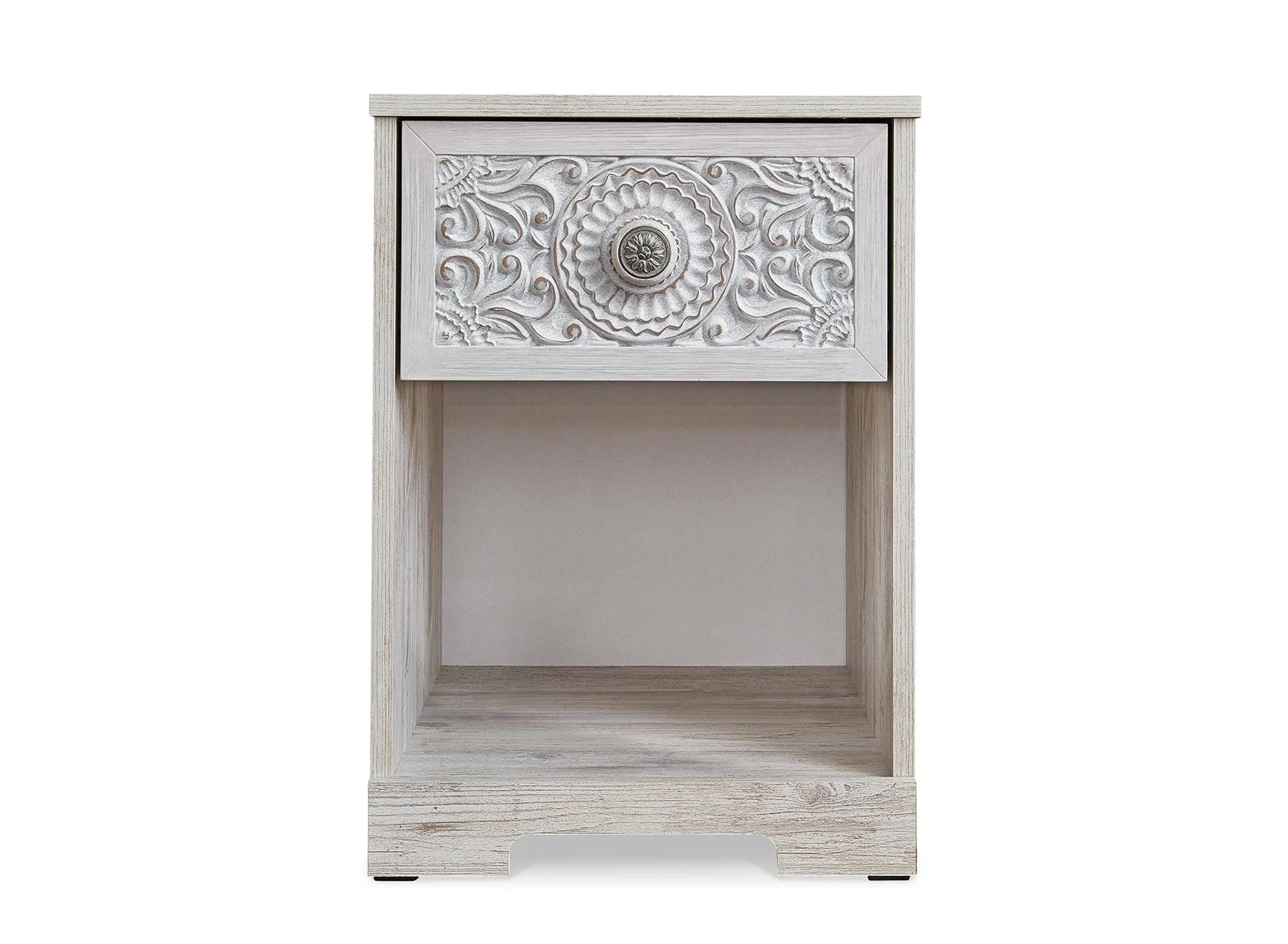 Paxberry Nightstand