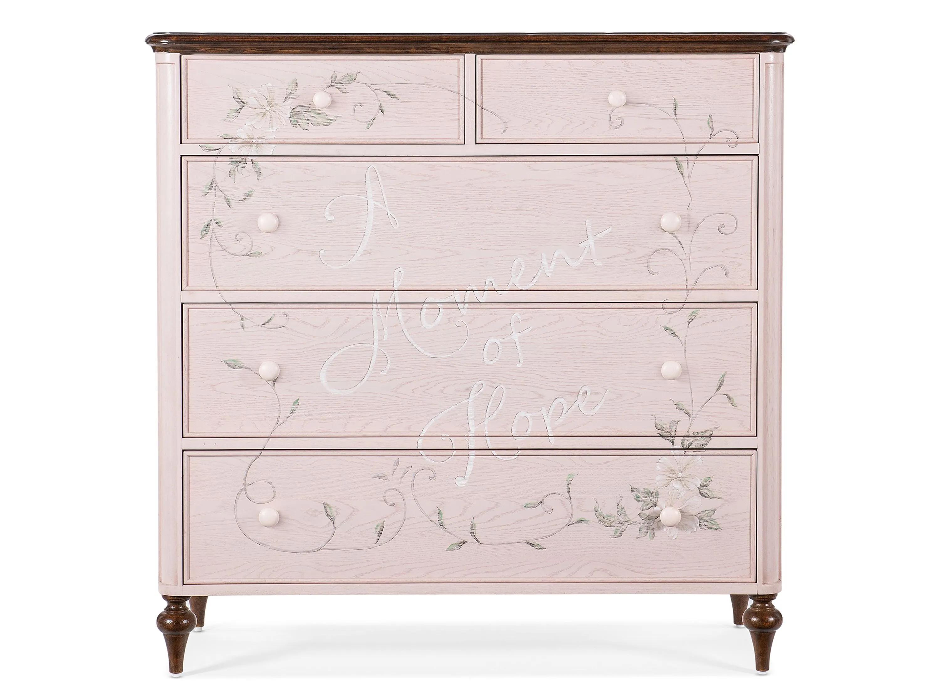 Komen Accent Chest