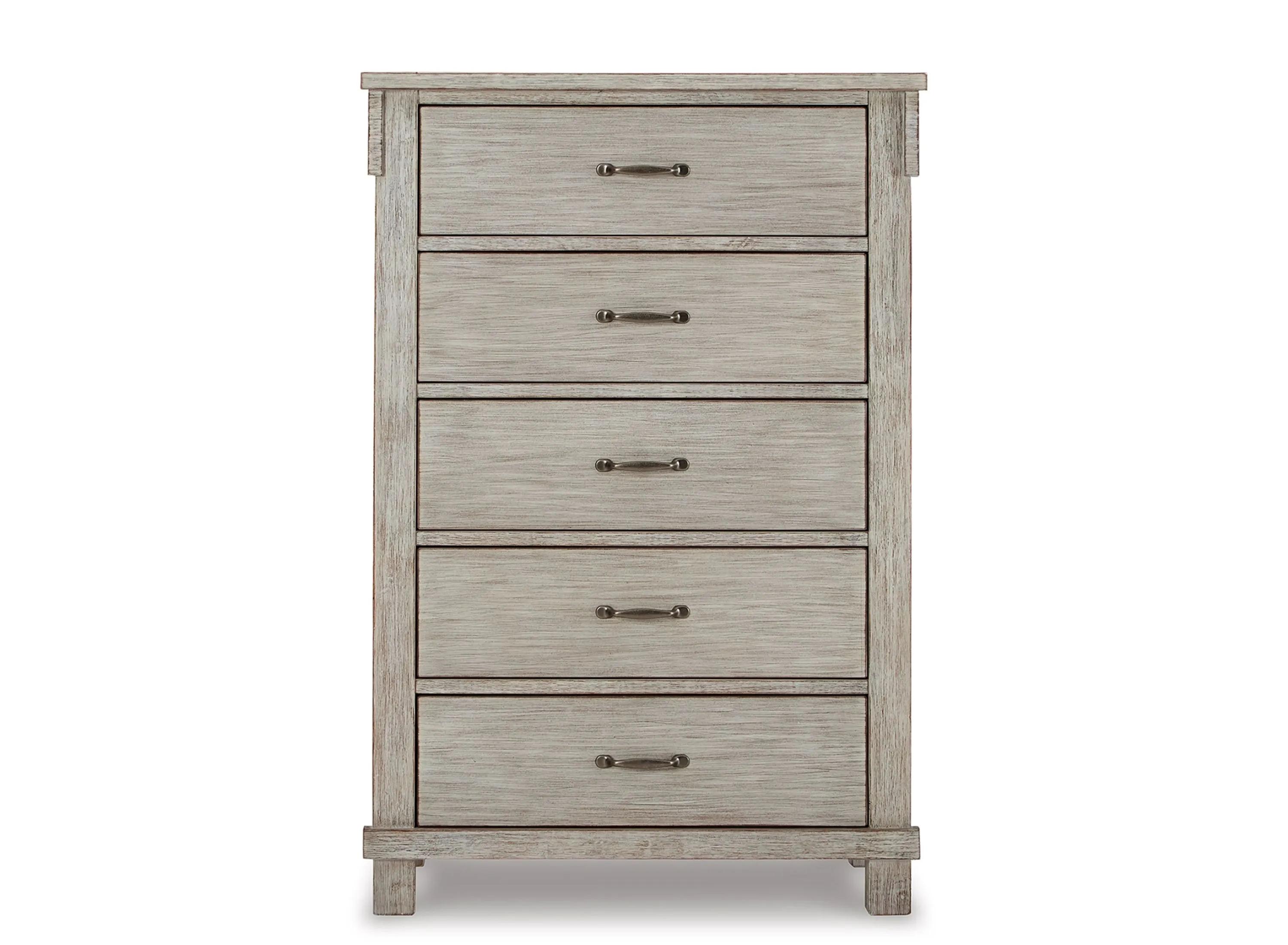 Hollentown Chest of Drawers