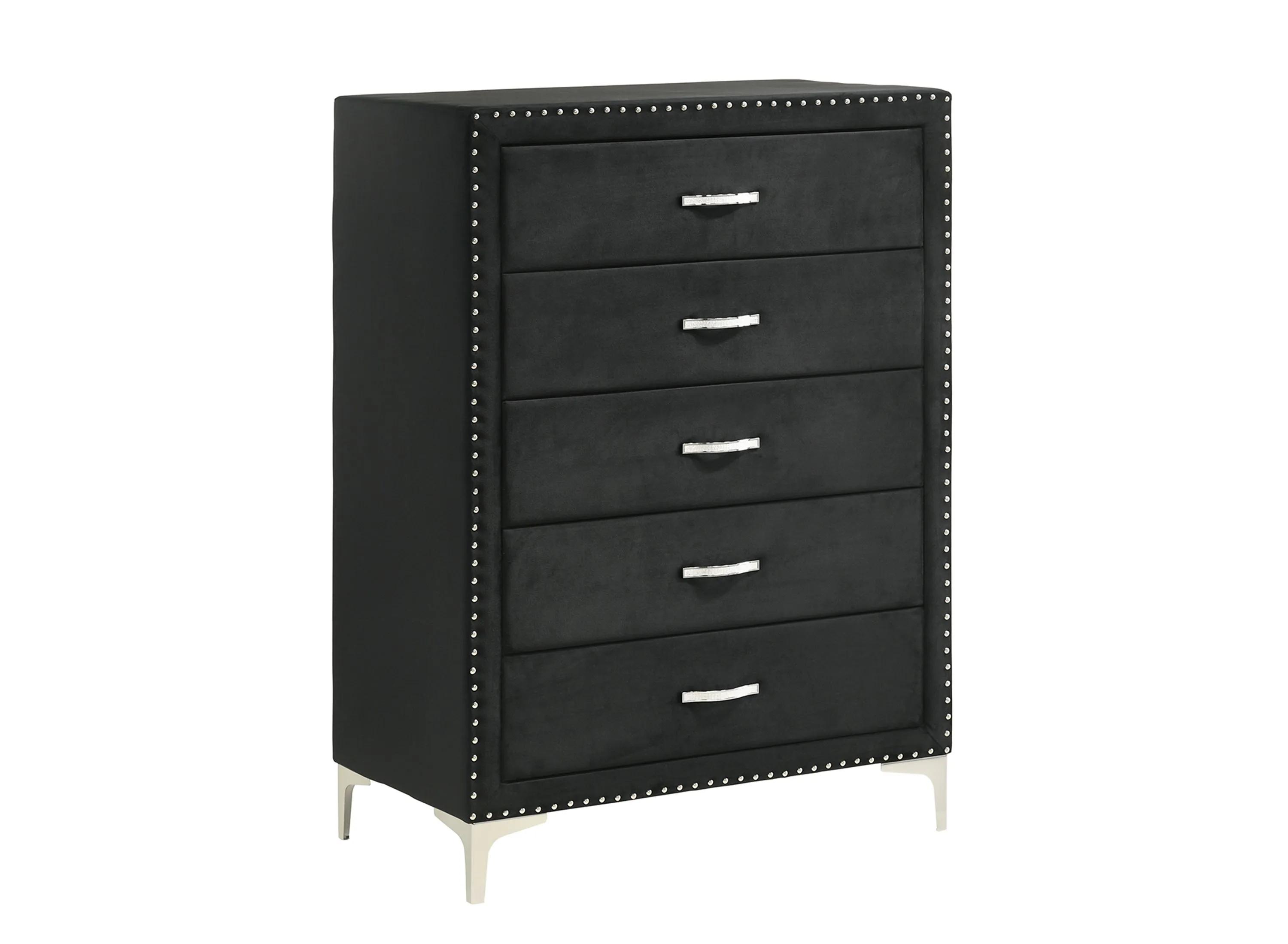 Lucinda Chest