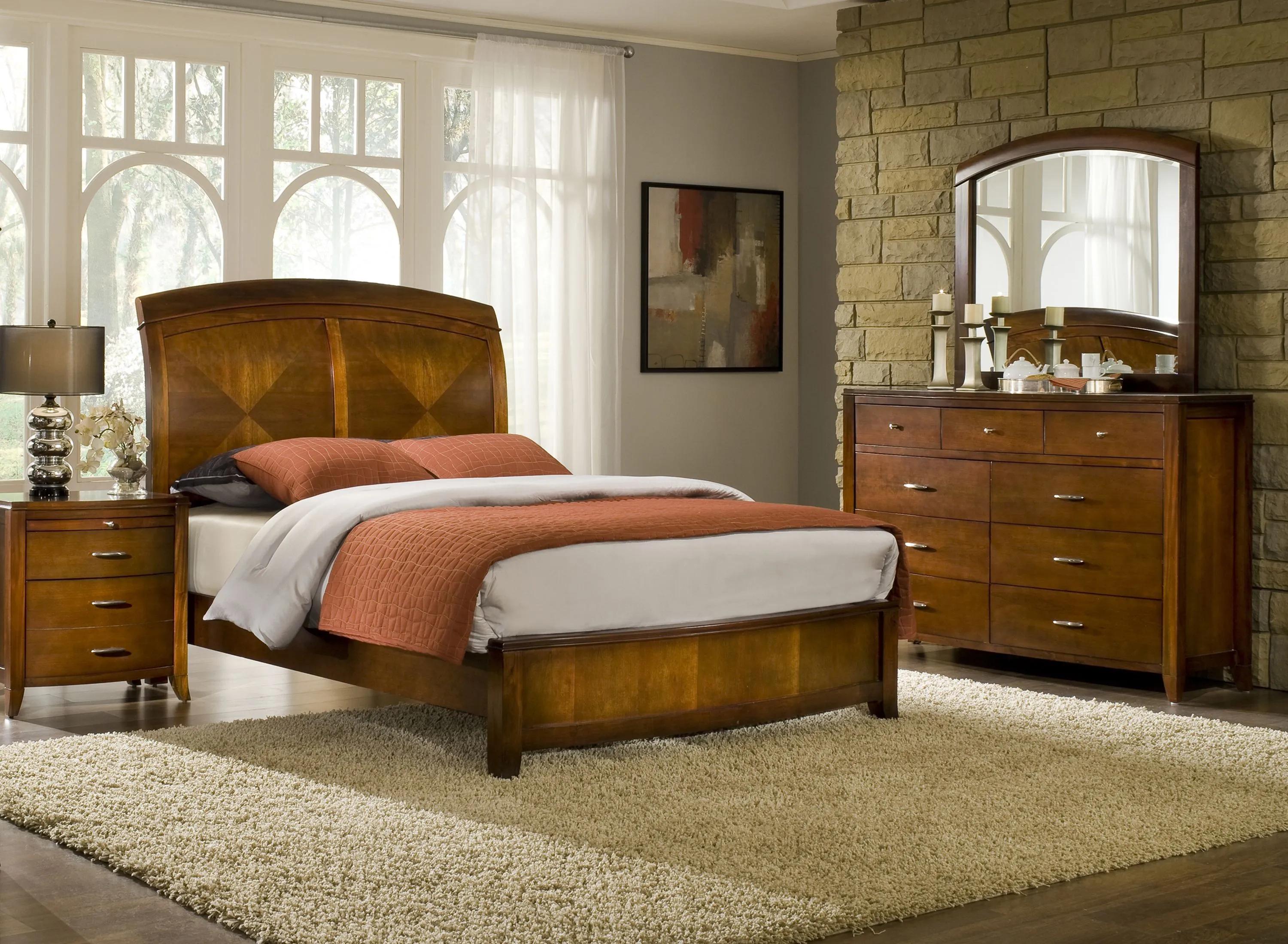 Sullivan 4-pc. Sleigh Bedroom Set