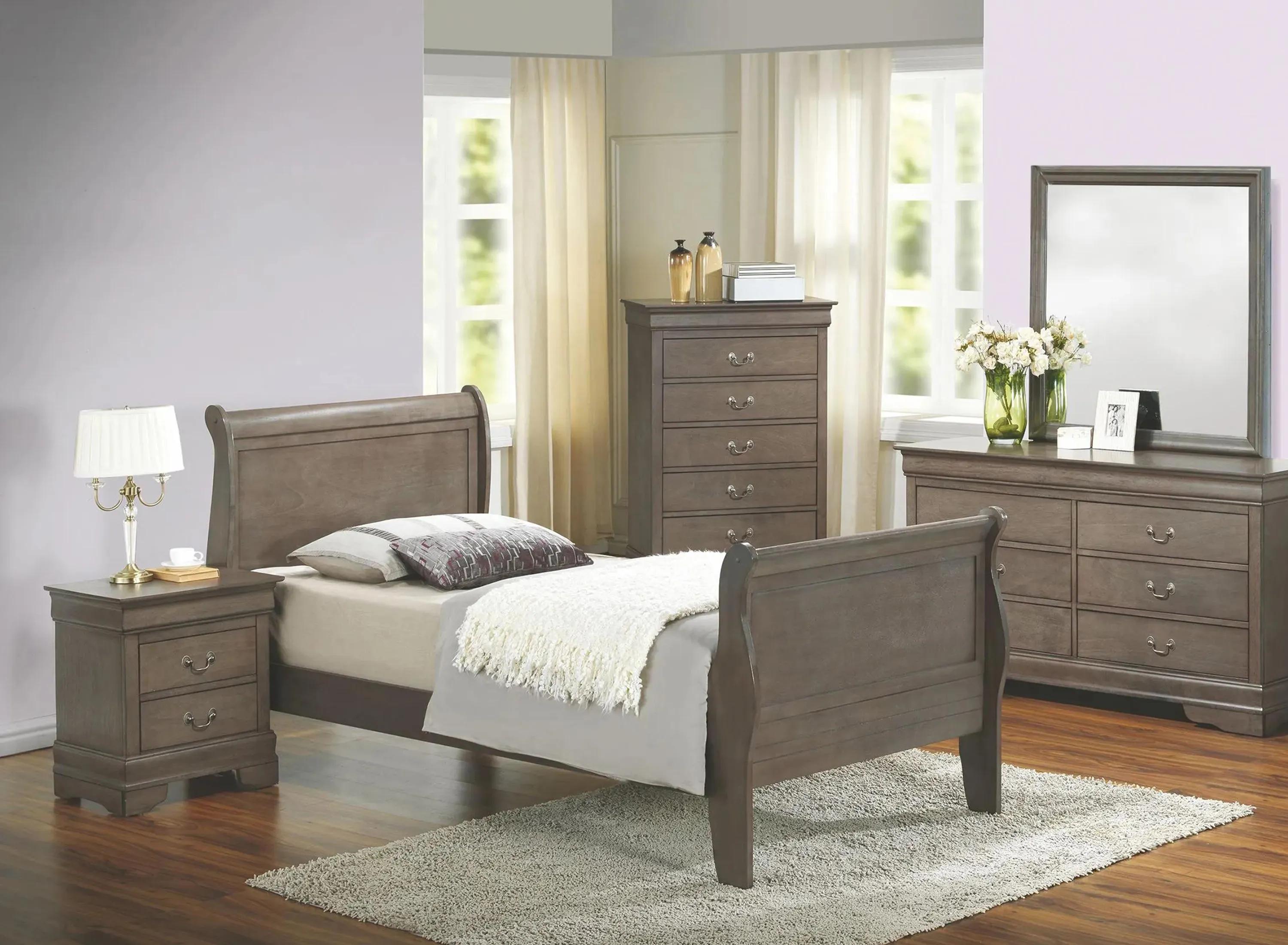Rossie 4-pc. Sleigh Bedroom Set