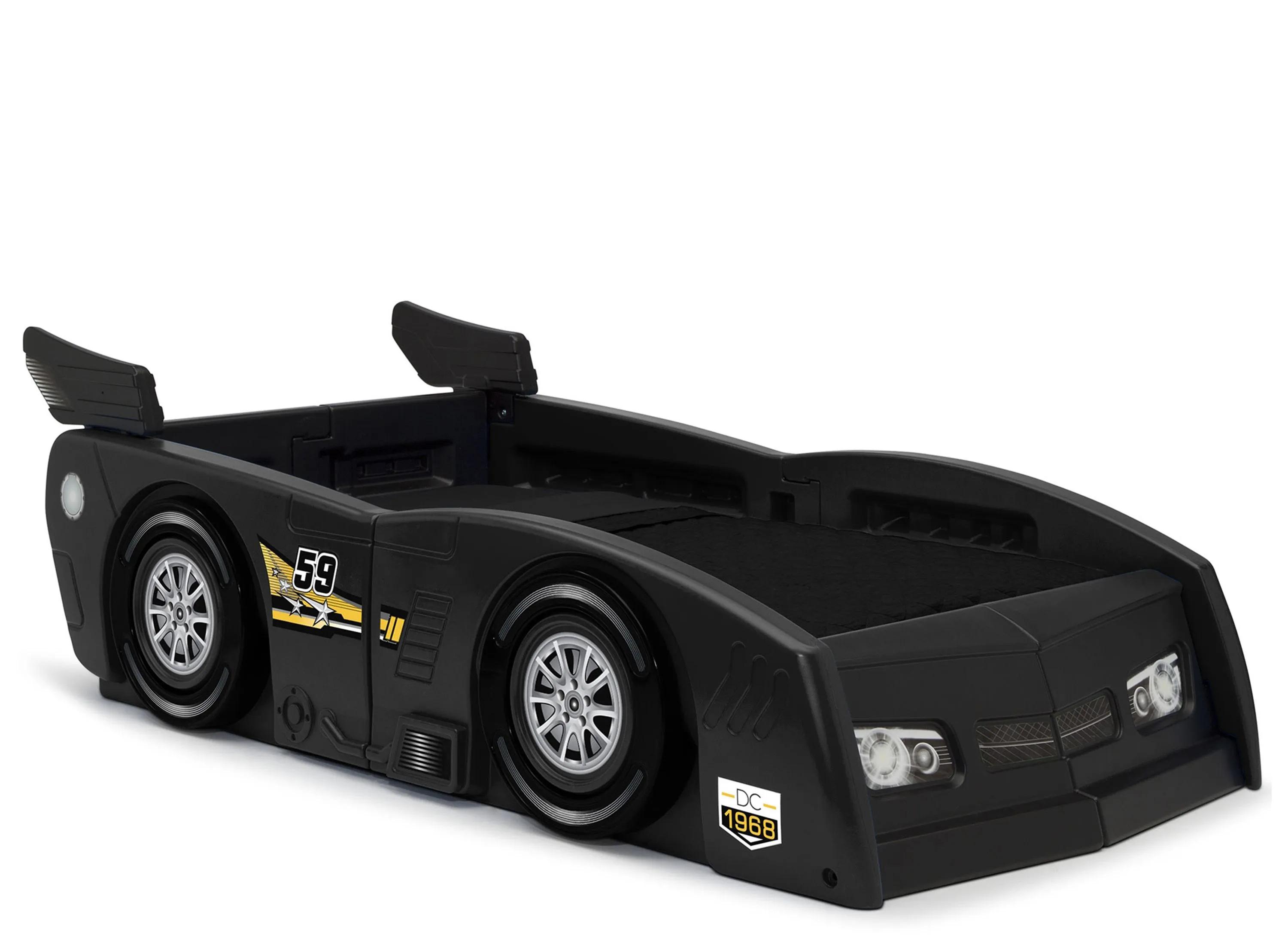 Grand Prix Race Car Bed by Delta Children