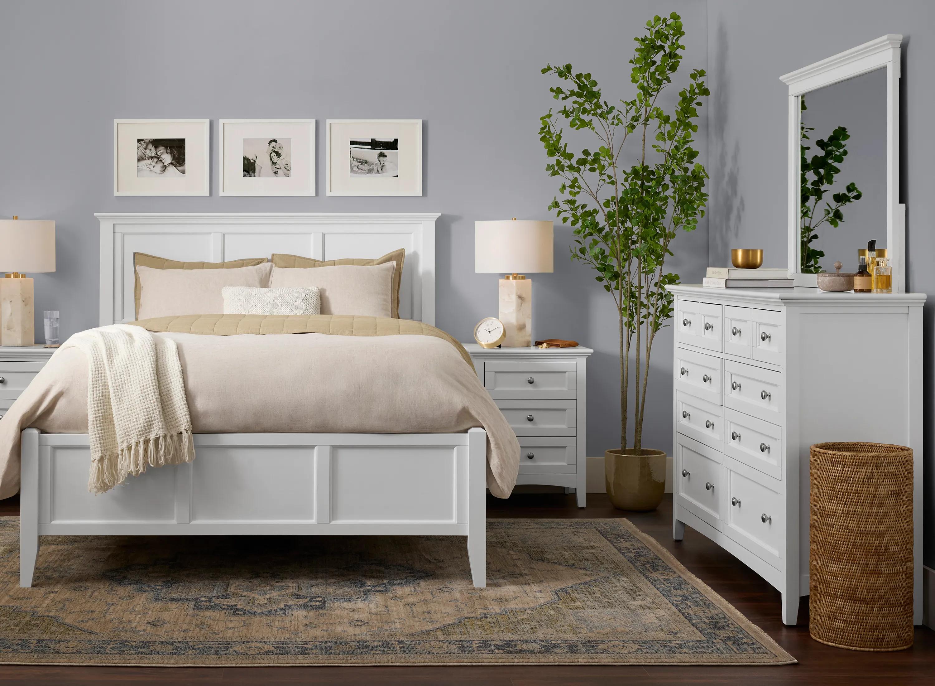 Westlake 4-pc. Platform Bedroom Set w/ Storage Bed