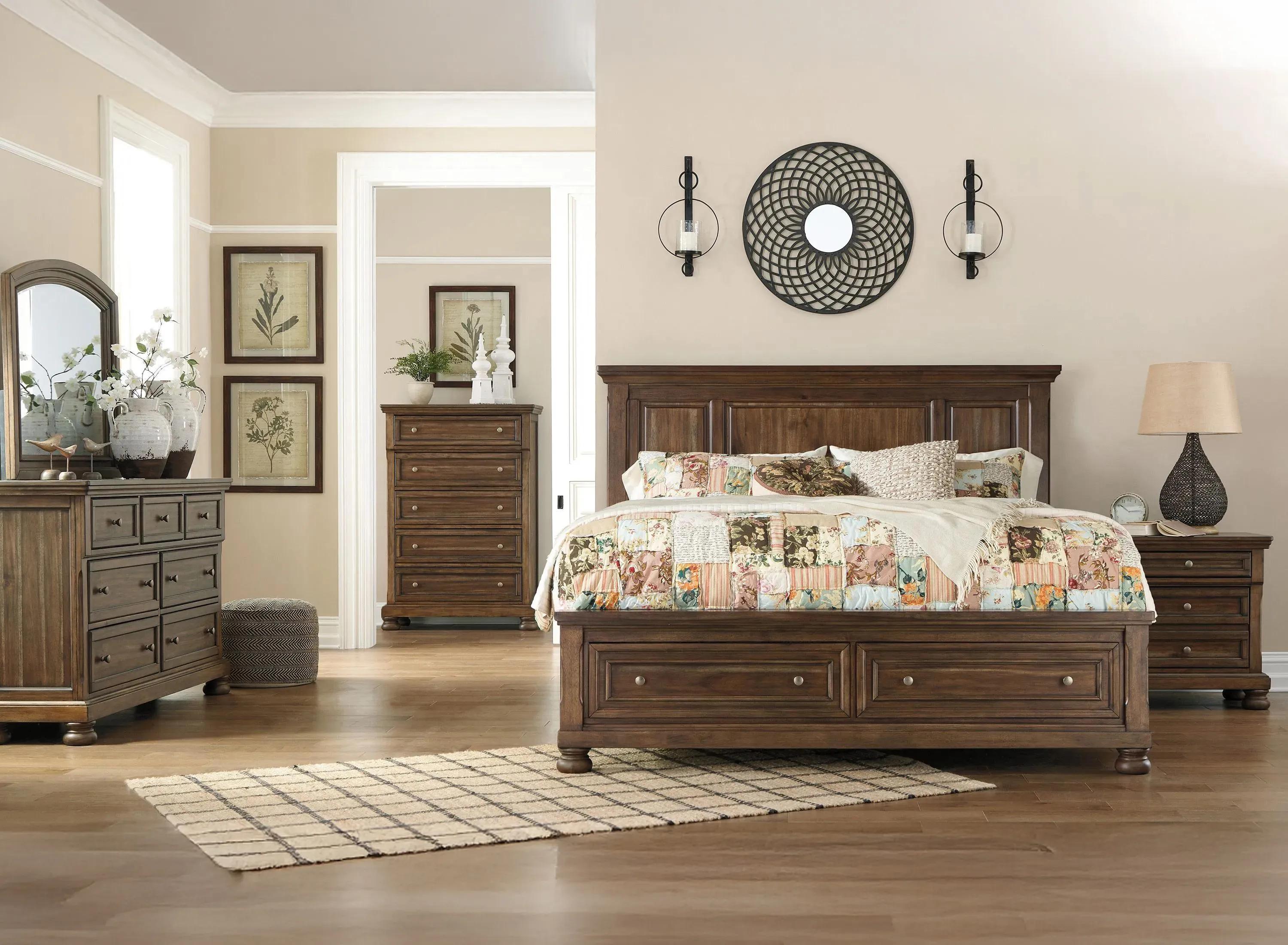 Flynnter 4-pc. Panel Storage Bedroom Set