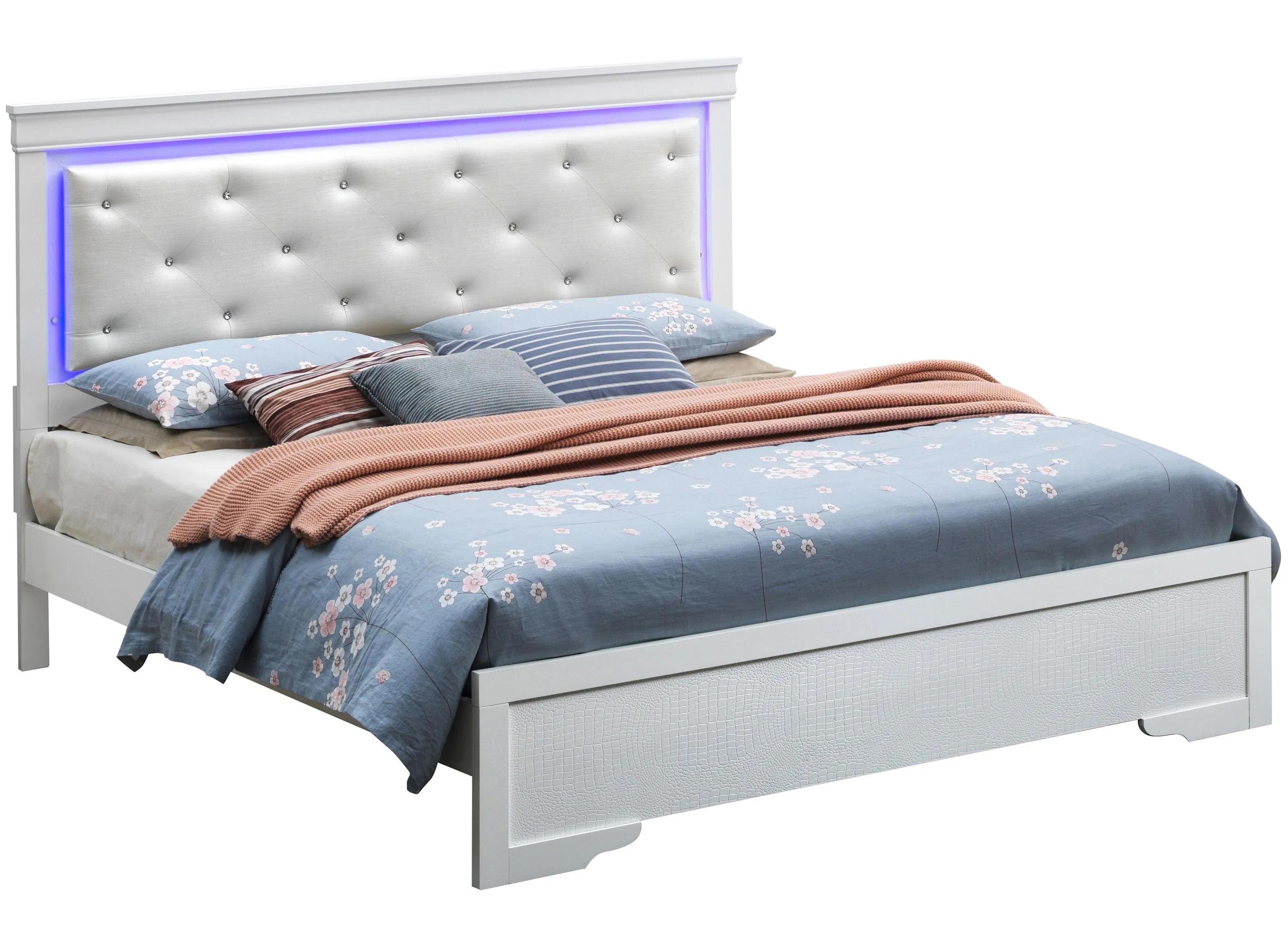 Lorana Full Bed