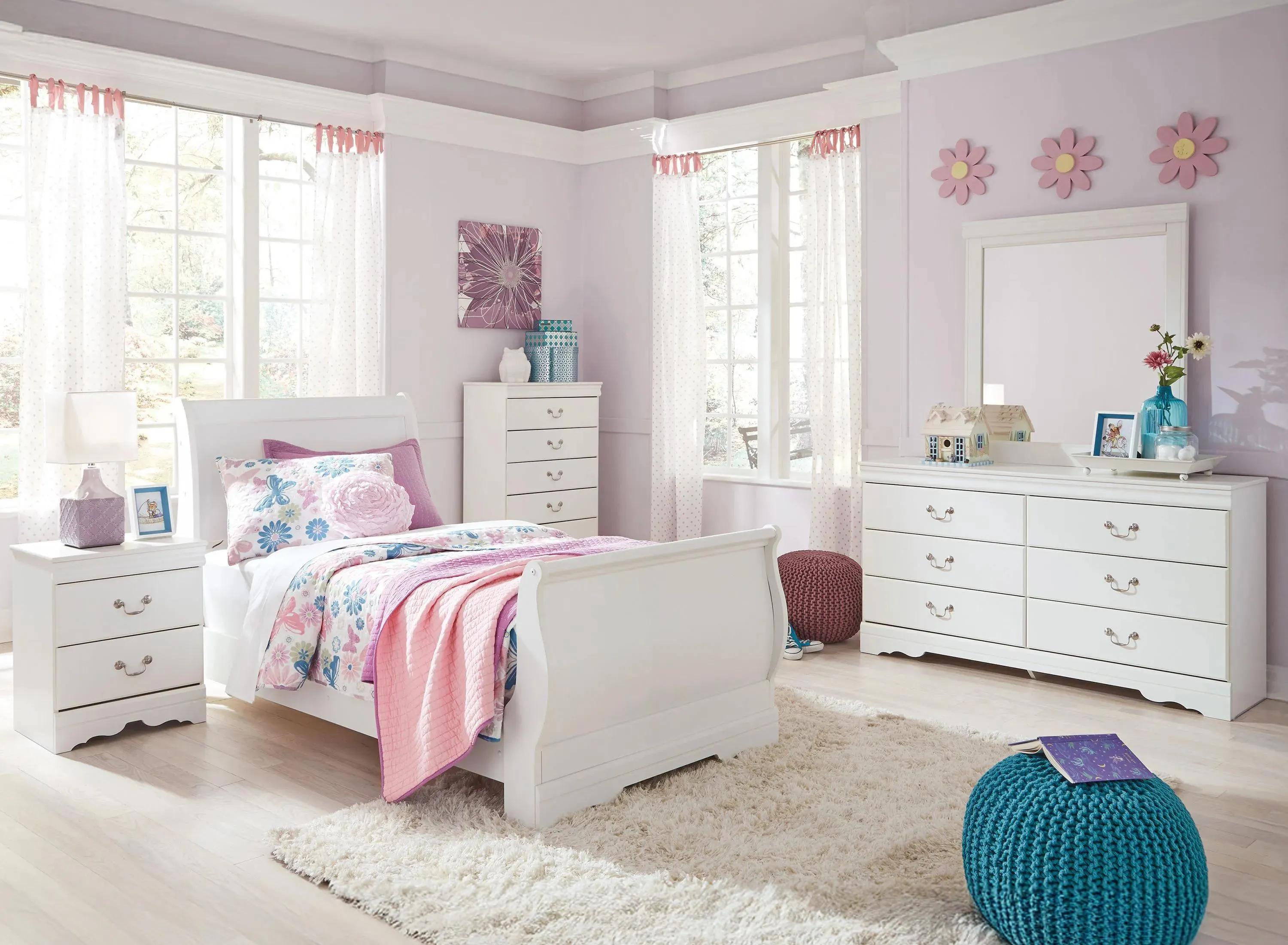 Anarasia 4-pc. Bedroom Set