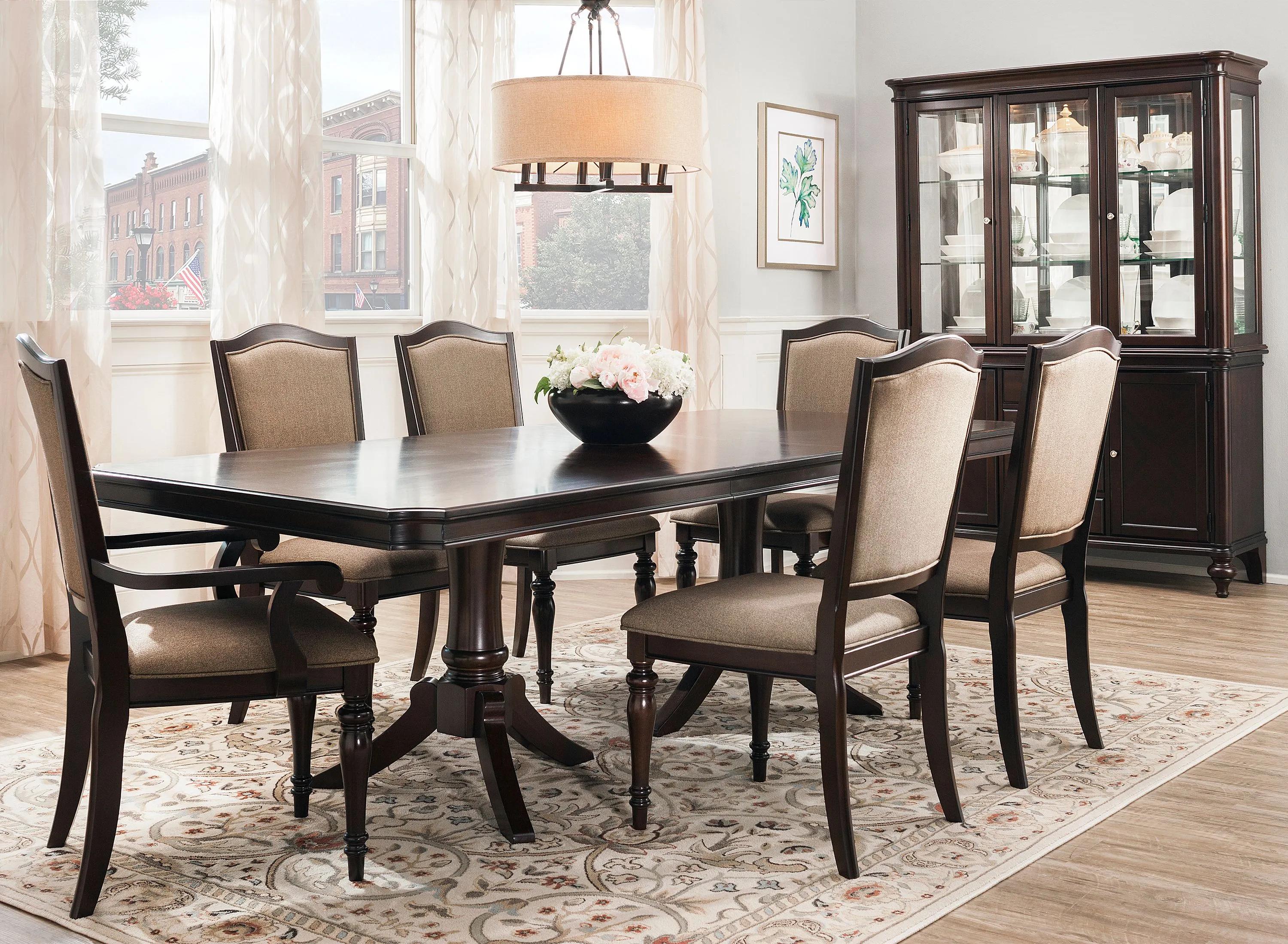 Bay City 7-pc Dining Set