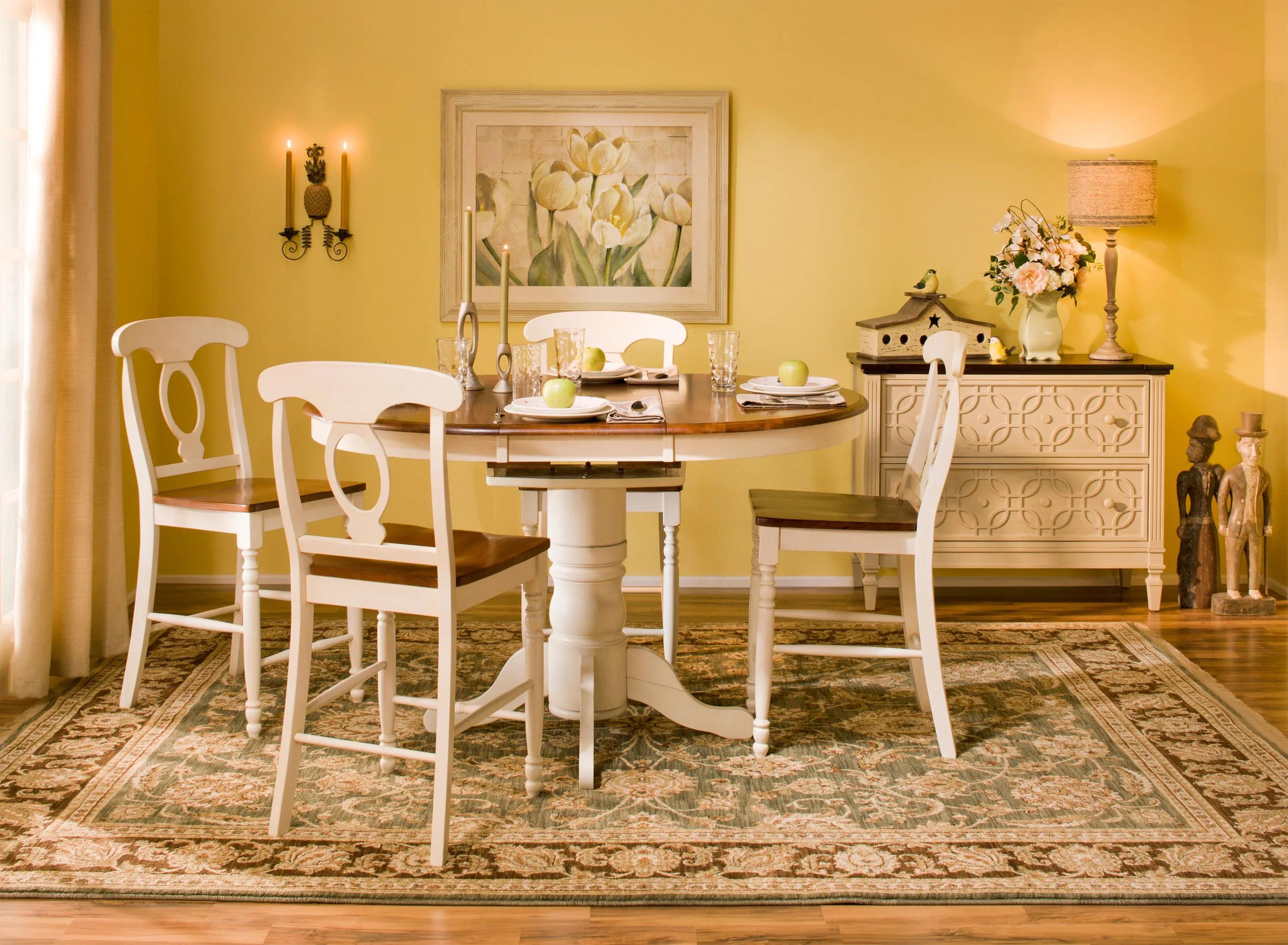Raymour and flanigan kitchen sets discount