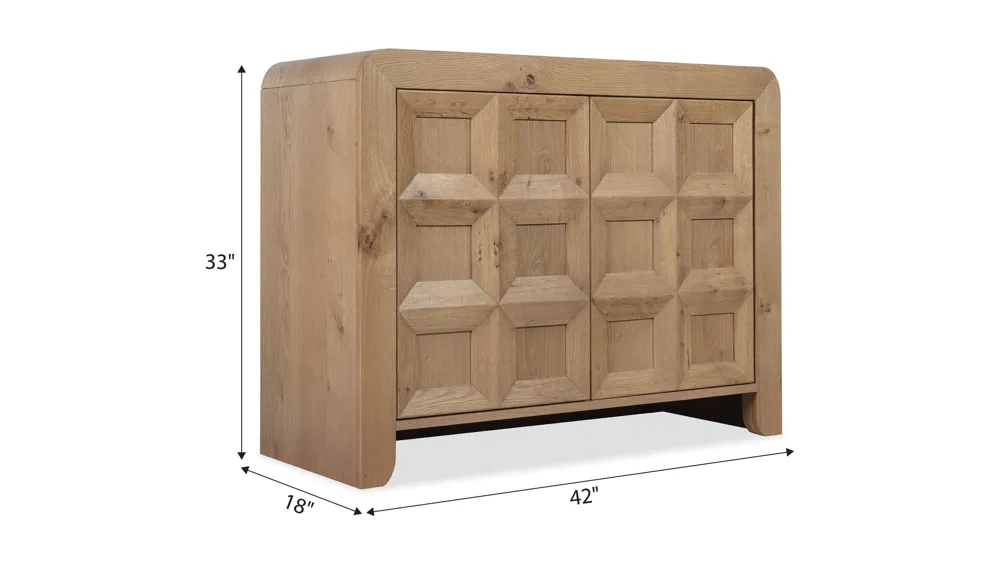 Commerce and Market Accent Chest Dimensions