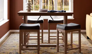 How to Host Thanksgiving in a Small Space