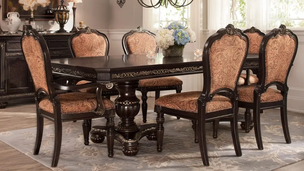 Regal Manor 7-pc. Dining Set
