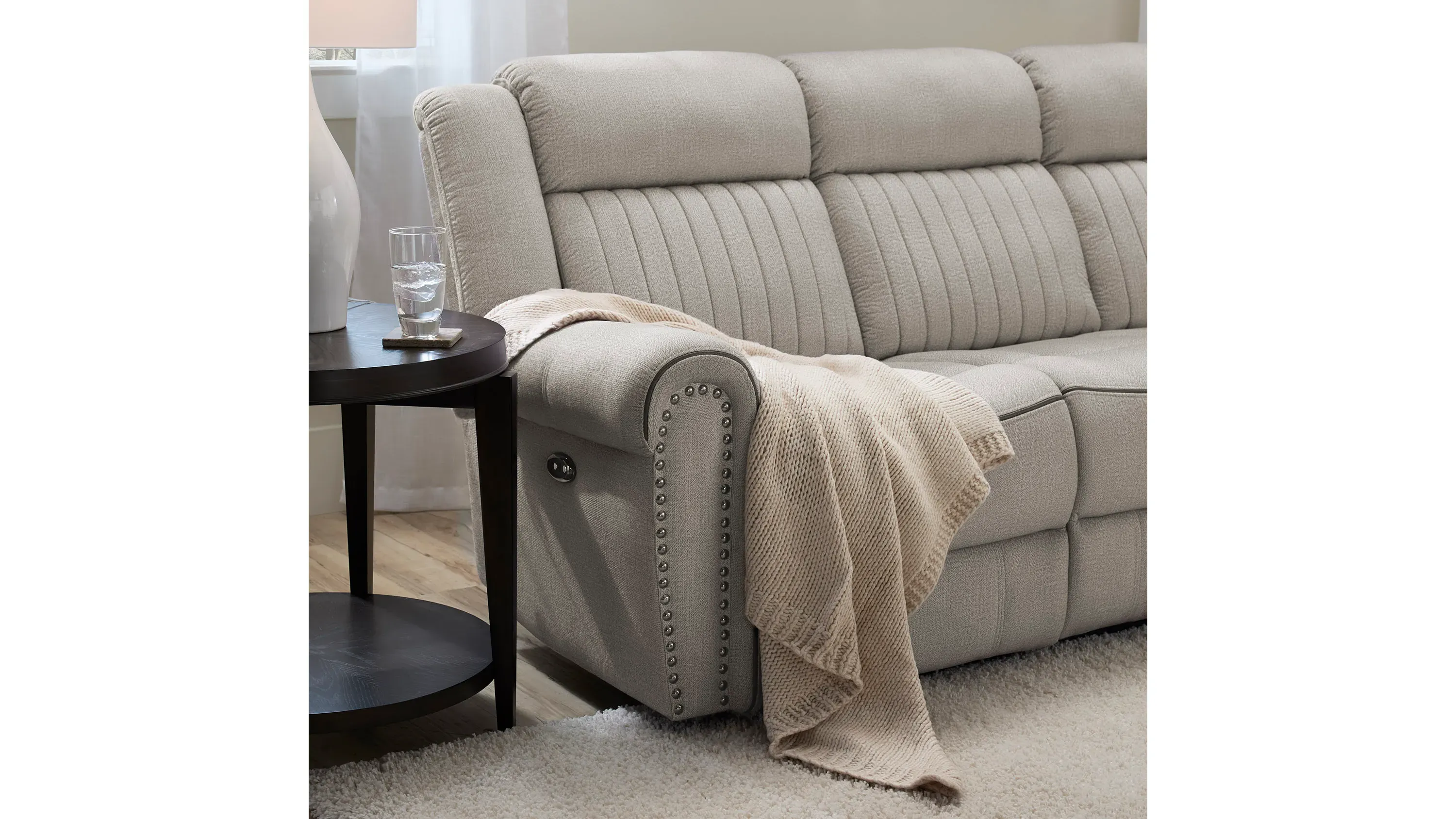 e harrison living in.. (RAREセット送料込） Harrison Living Room Set | Raymour & Flanigan