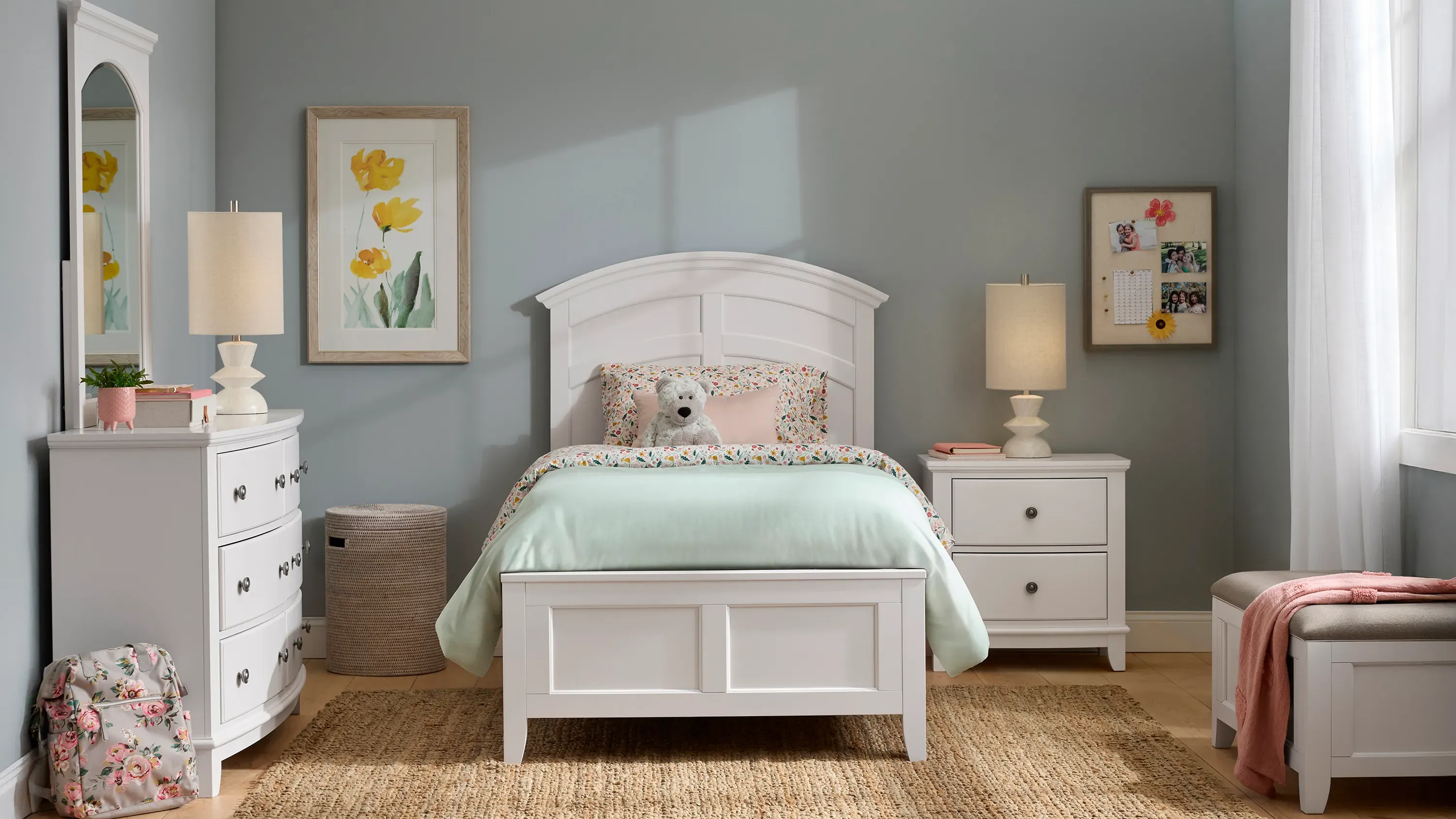 Kylie Youth 4-pc. Platform Bedroom Set w/ 1-Side Storage Bed, image size:3000x1688