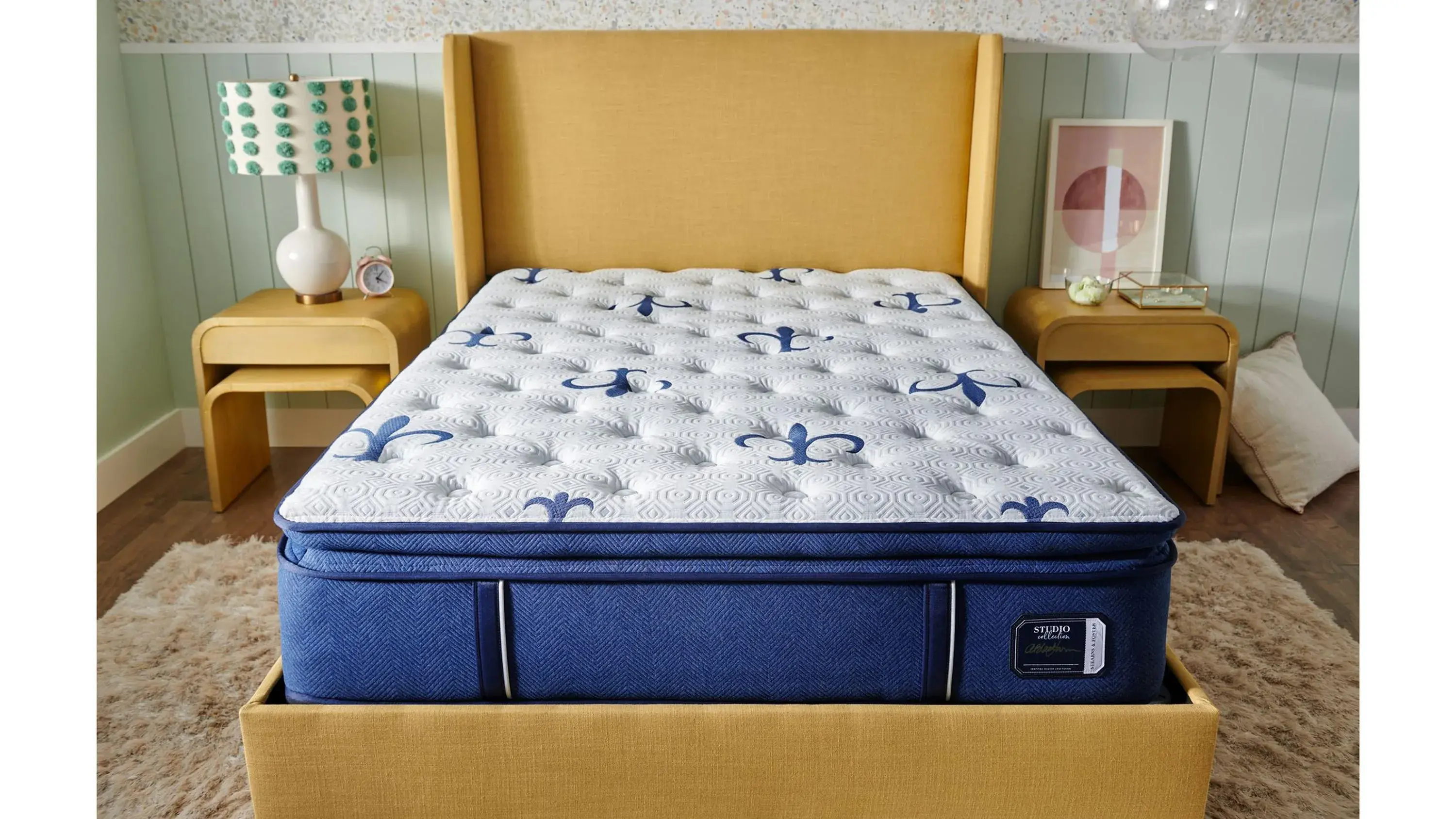 Stearns & Foster Studio Medium Pillow Top Mattress - Thumbnail 4