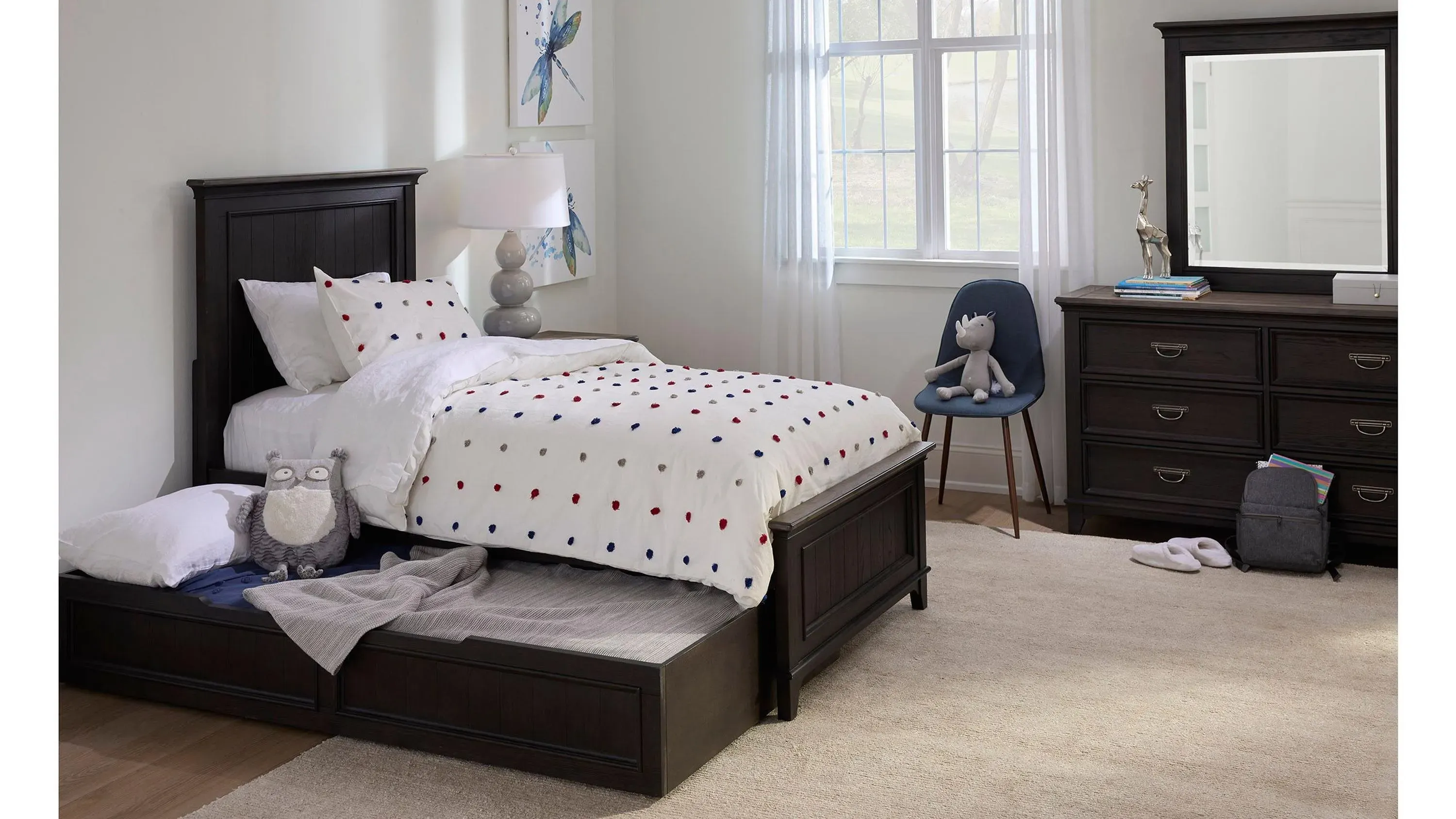 Dakota Panel Bed w/ Trundle