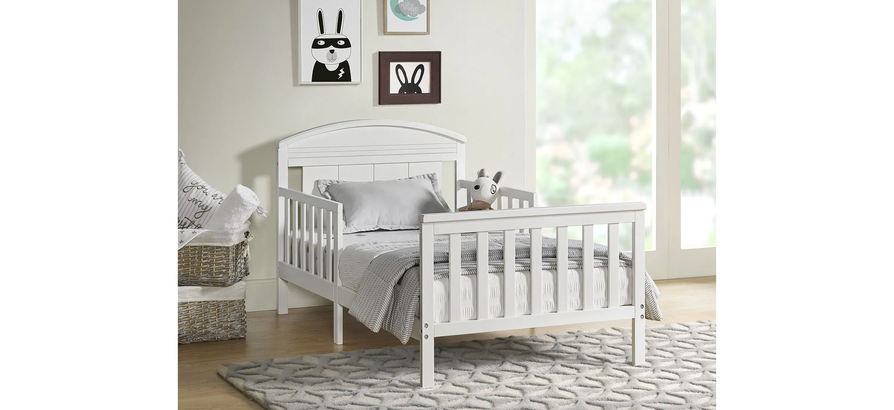 Baby bed and dresser set outlet