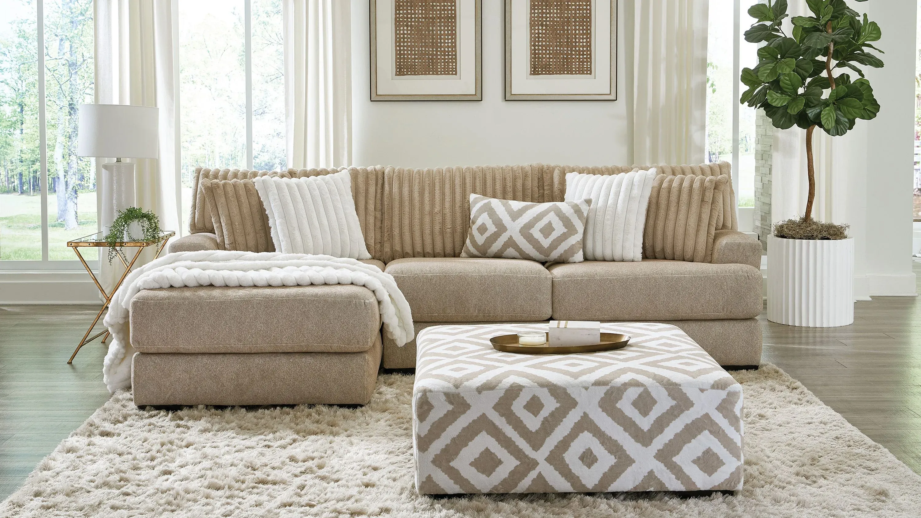Mondo 2-pc. Sofa Chaise