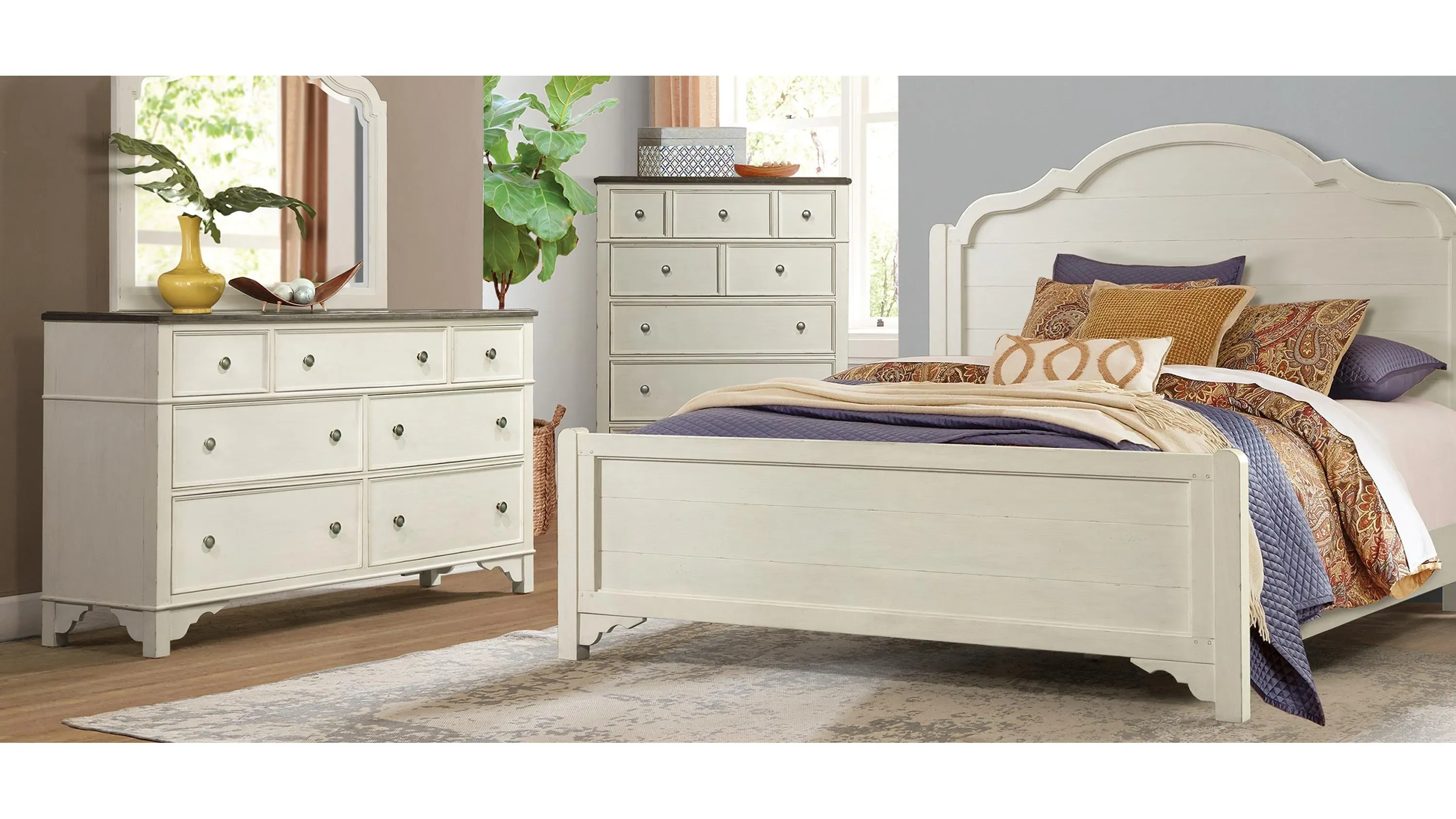 Colette Bedroom Dresser | Raymour & Flanigan
