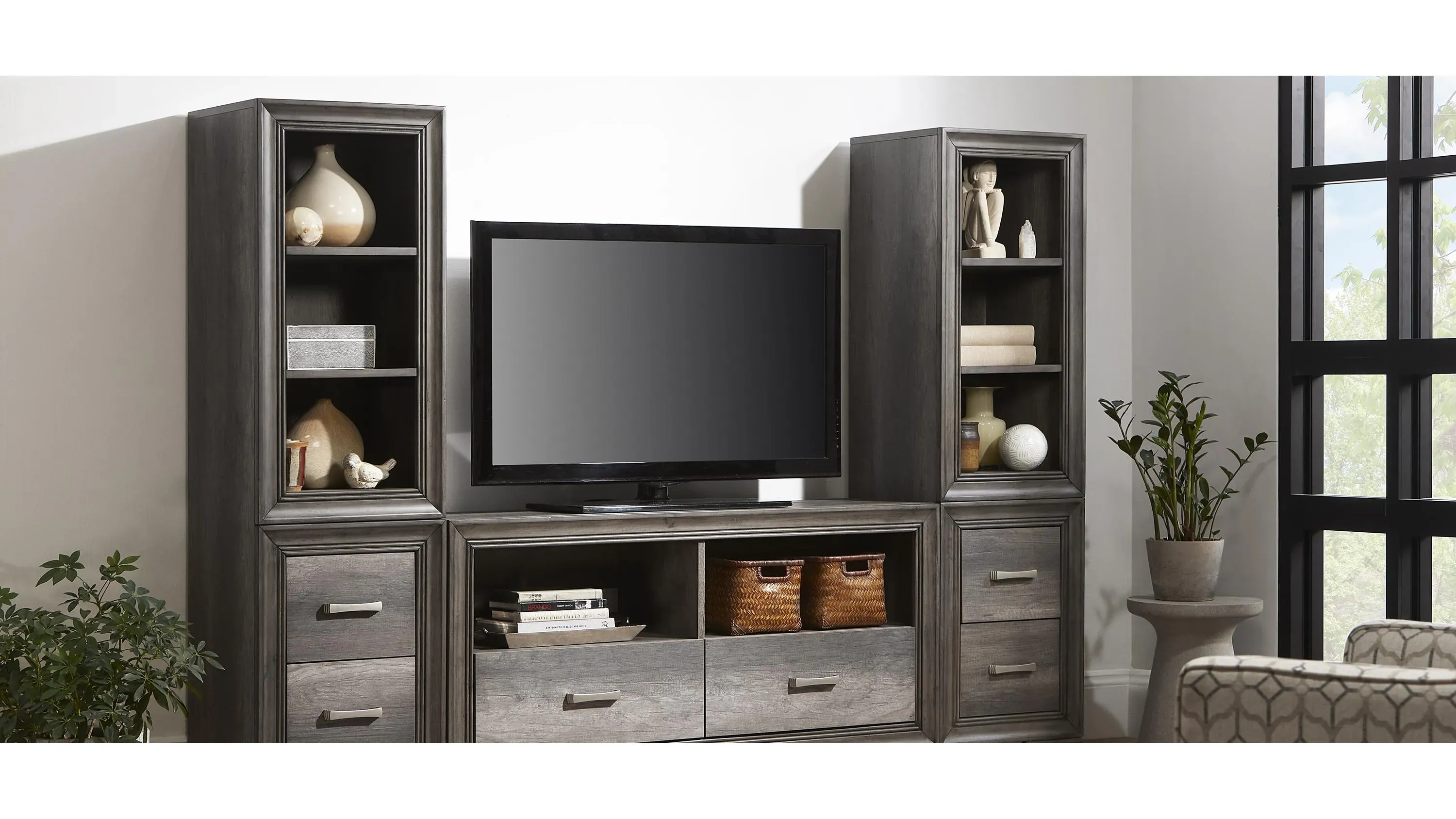 Aldus Entertainment Wall | Raymour & Flanigan