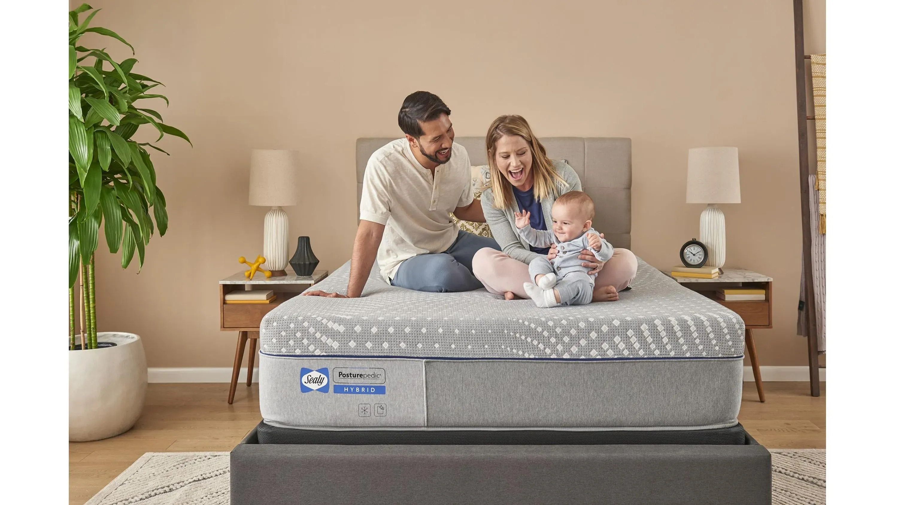 Hybrid firm queen mattress discount