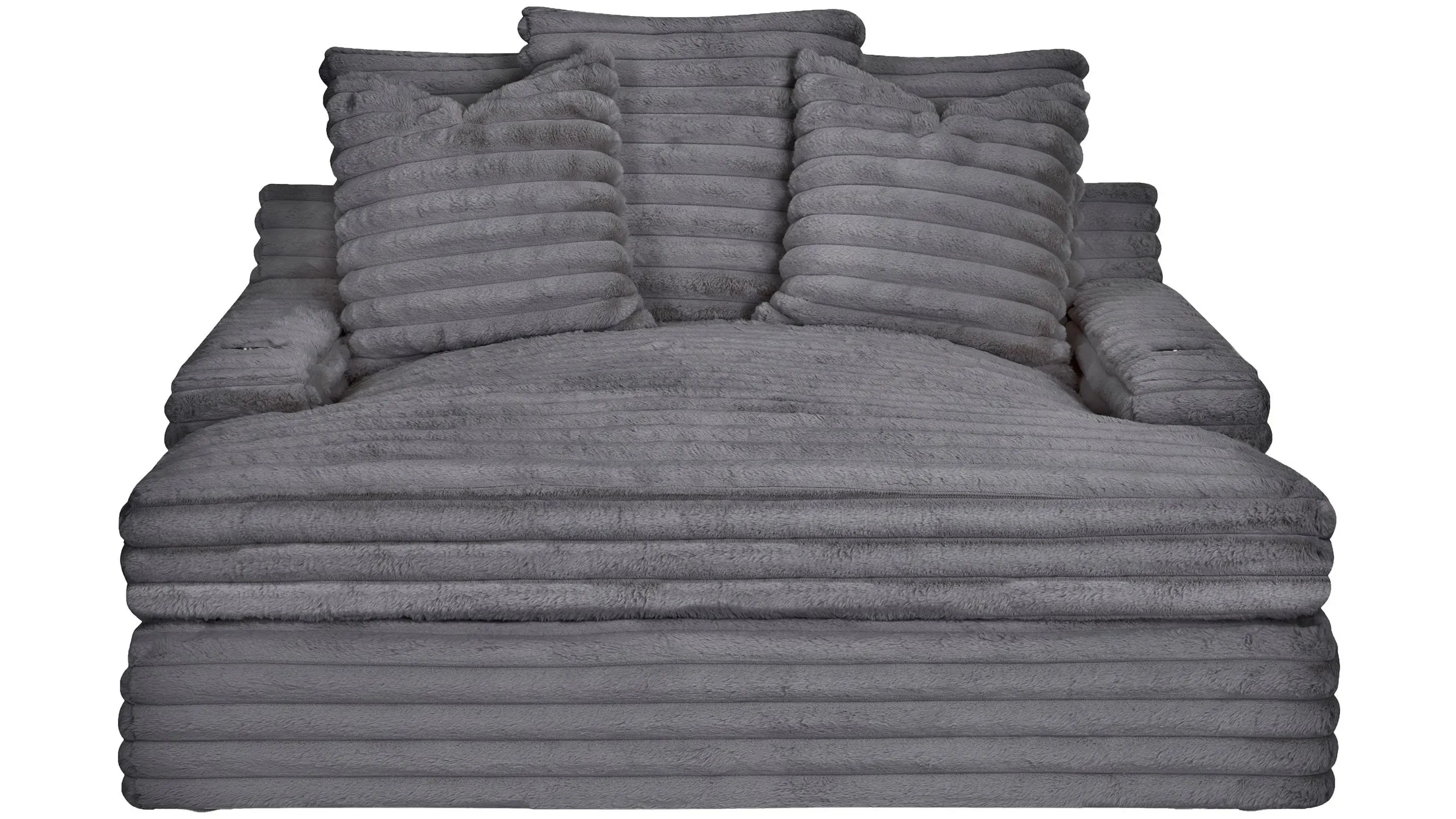 Woolly Chaise w/ Cup Holders and USB