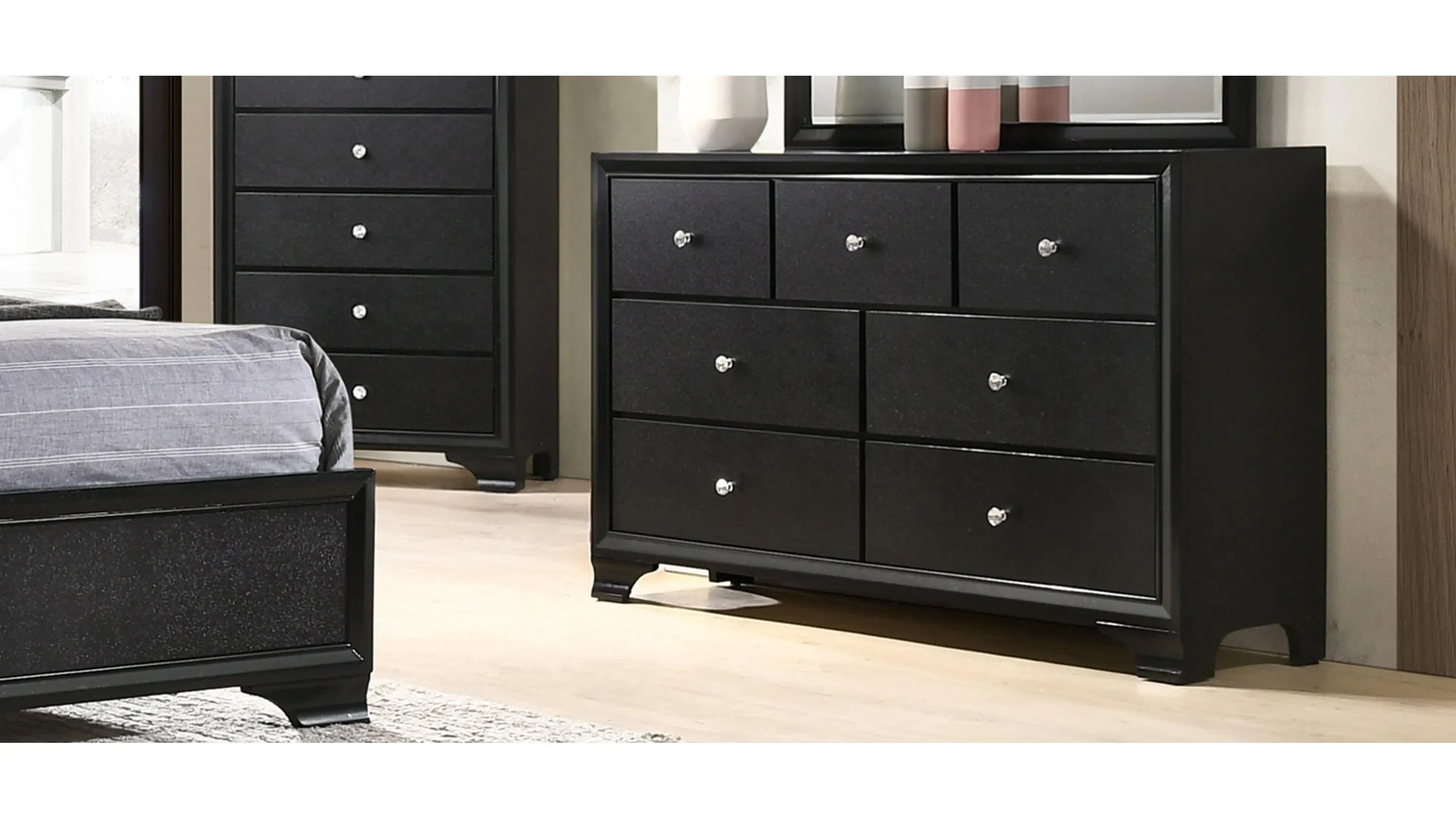 Raymour and flanigan black dresser discount