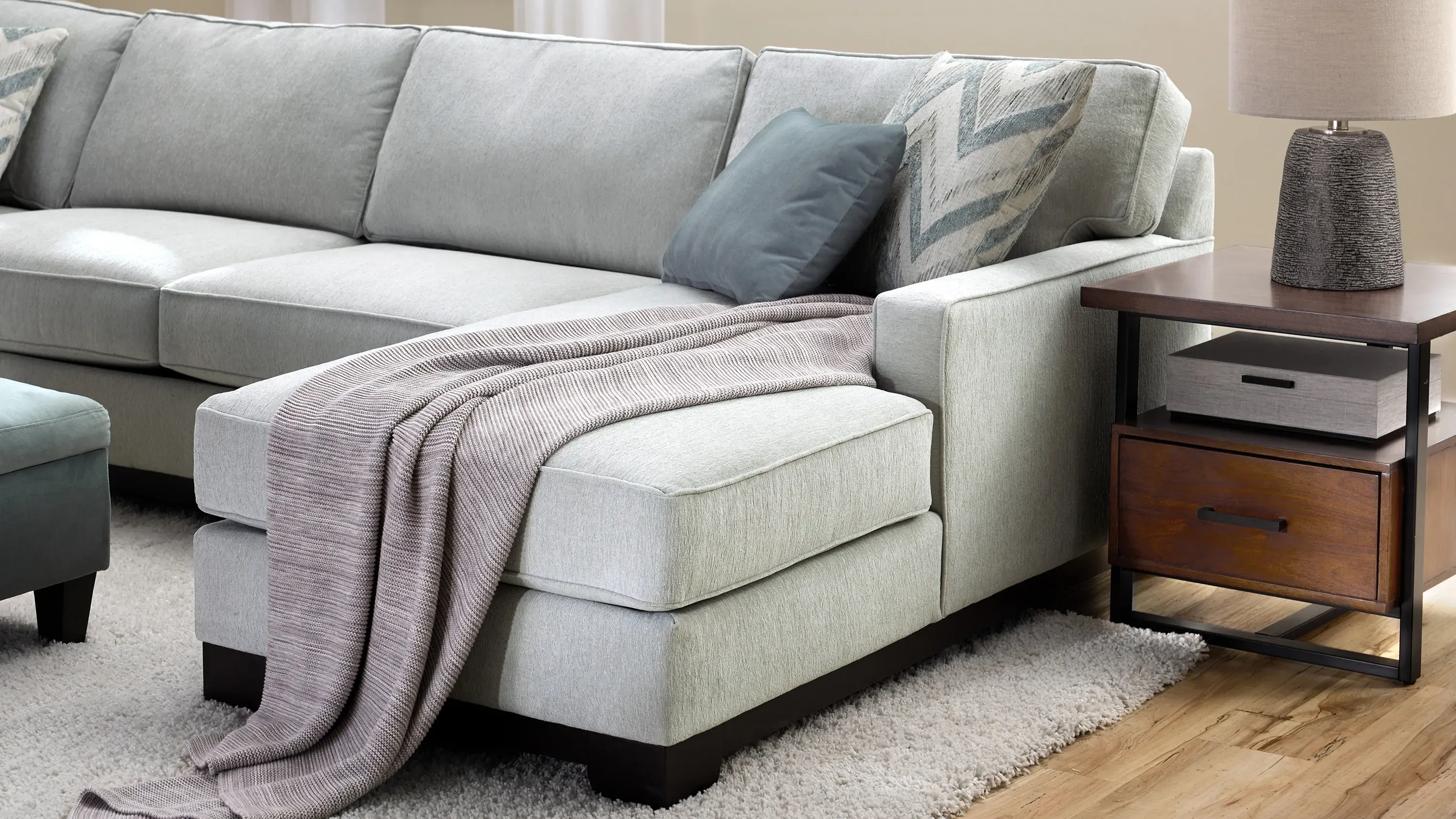 Arlo 4-pc. Sectional Sofa | Raymour & Flanigan