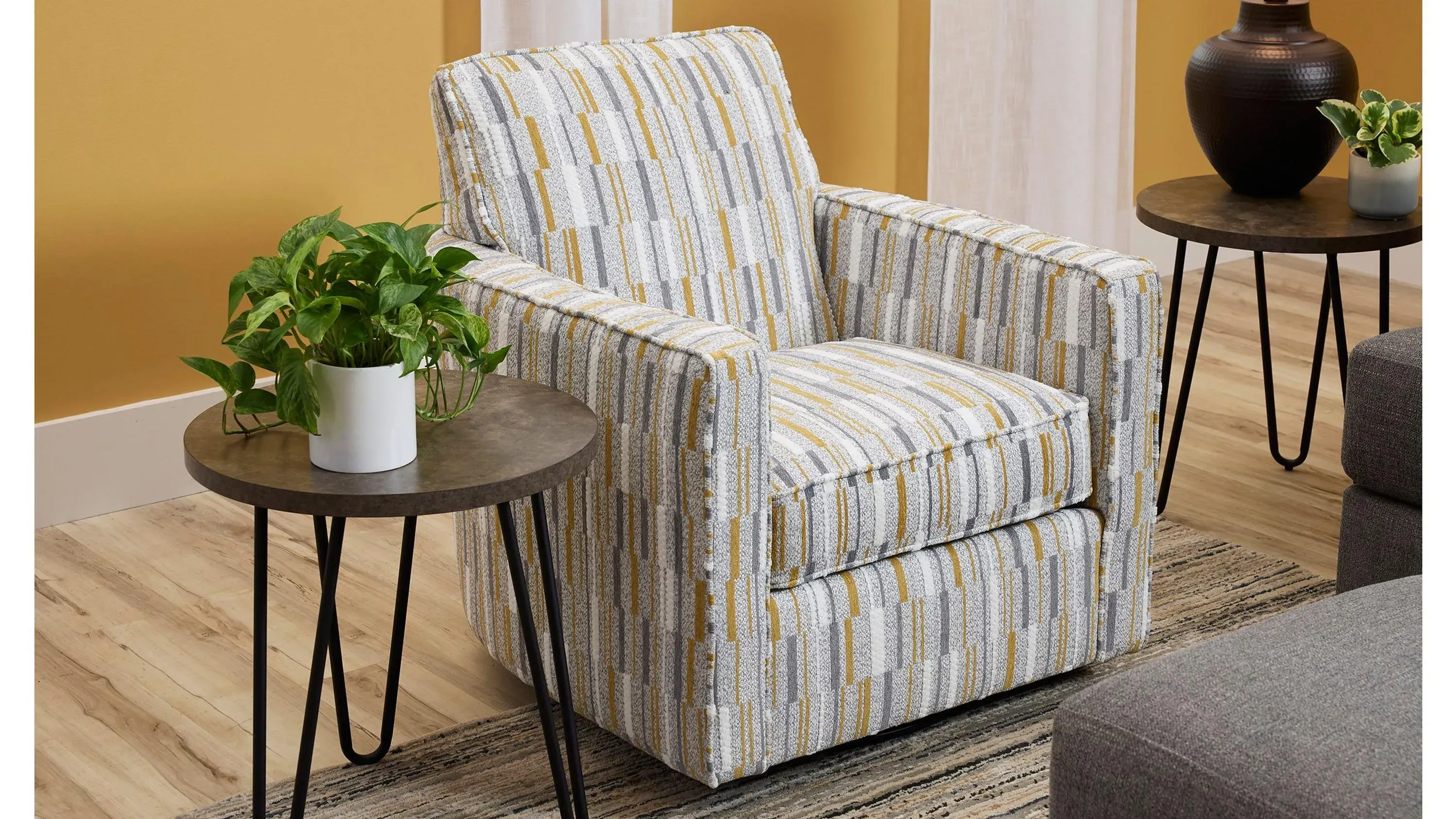 Sundera Swivel Chair | Raymour & Flanigan